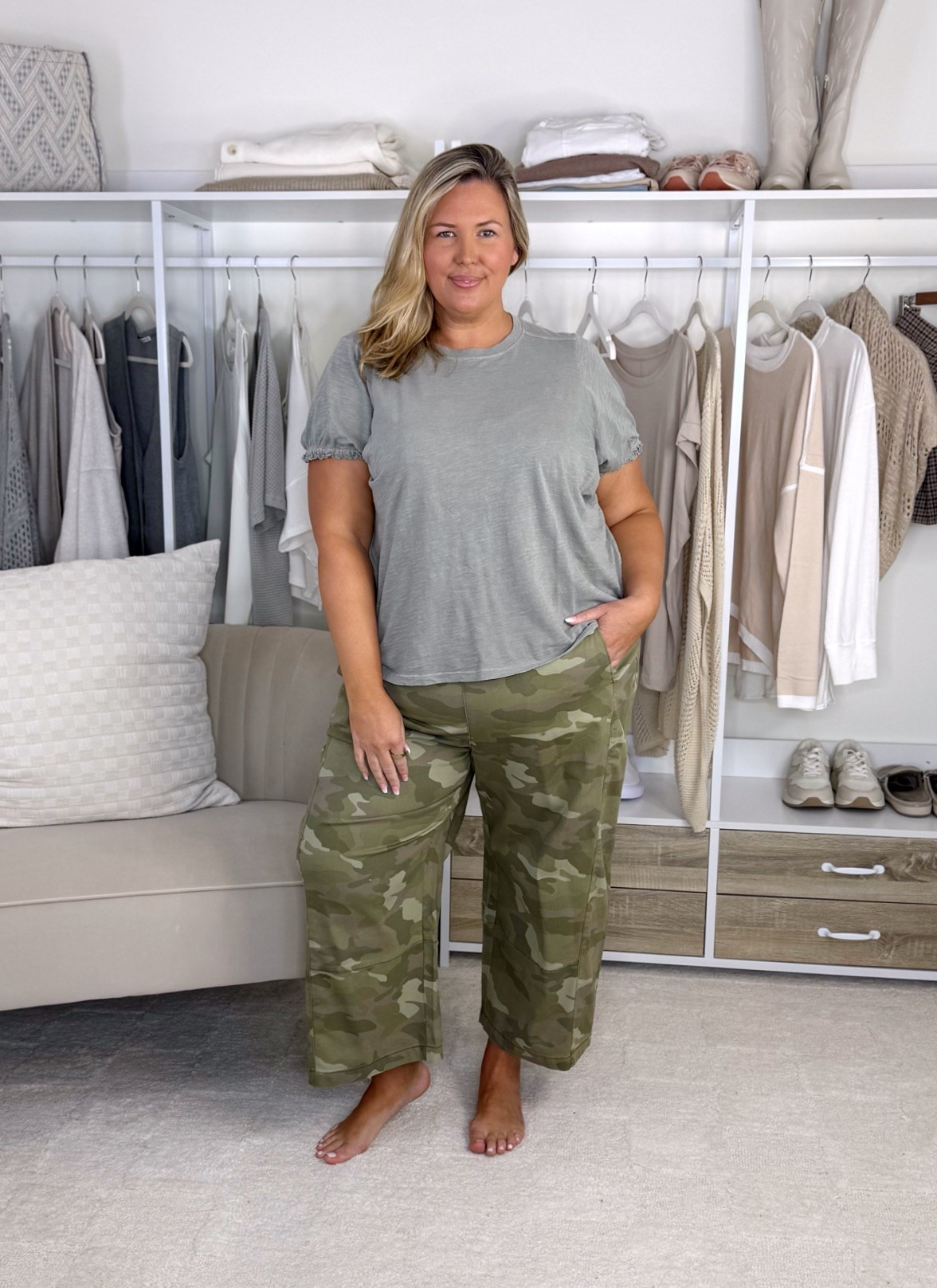 Wearing a size 2X!! The plaid shirt I would size up if you’re in between! Plus size, outfit inspo, apron belly, mom life, fall fashion

#LTKPlusSize #LTKMidsize #LTKSeasonal