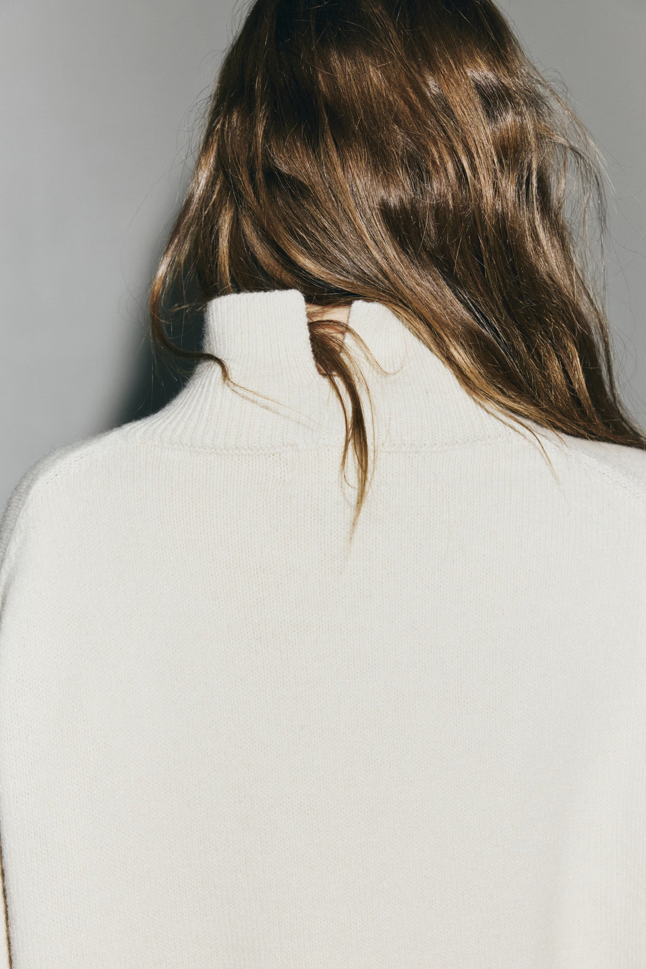 Seam-Detail Mock Turtleneck Sweater | H&M (US + CA)