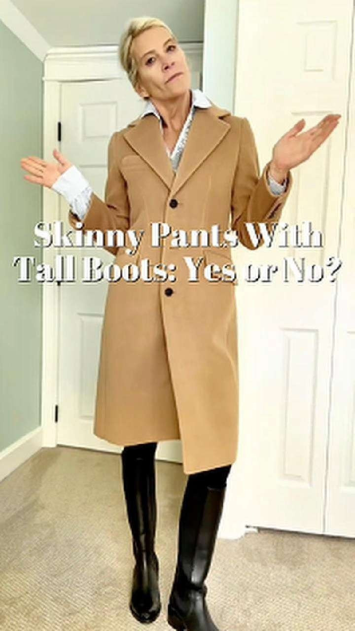 Skinny jeans or leggings with tall boots — is it a yes or a no? I usually avoid anything too tight, but I decided to give this one a fair try.  

 