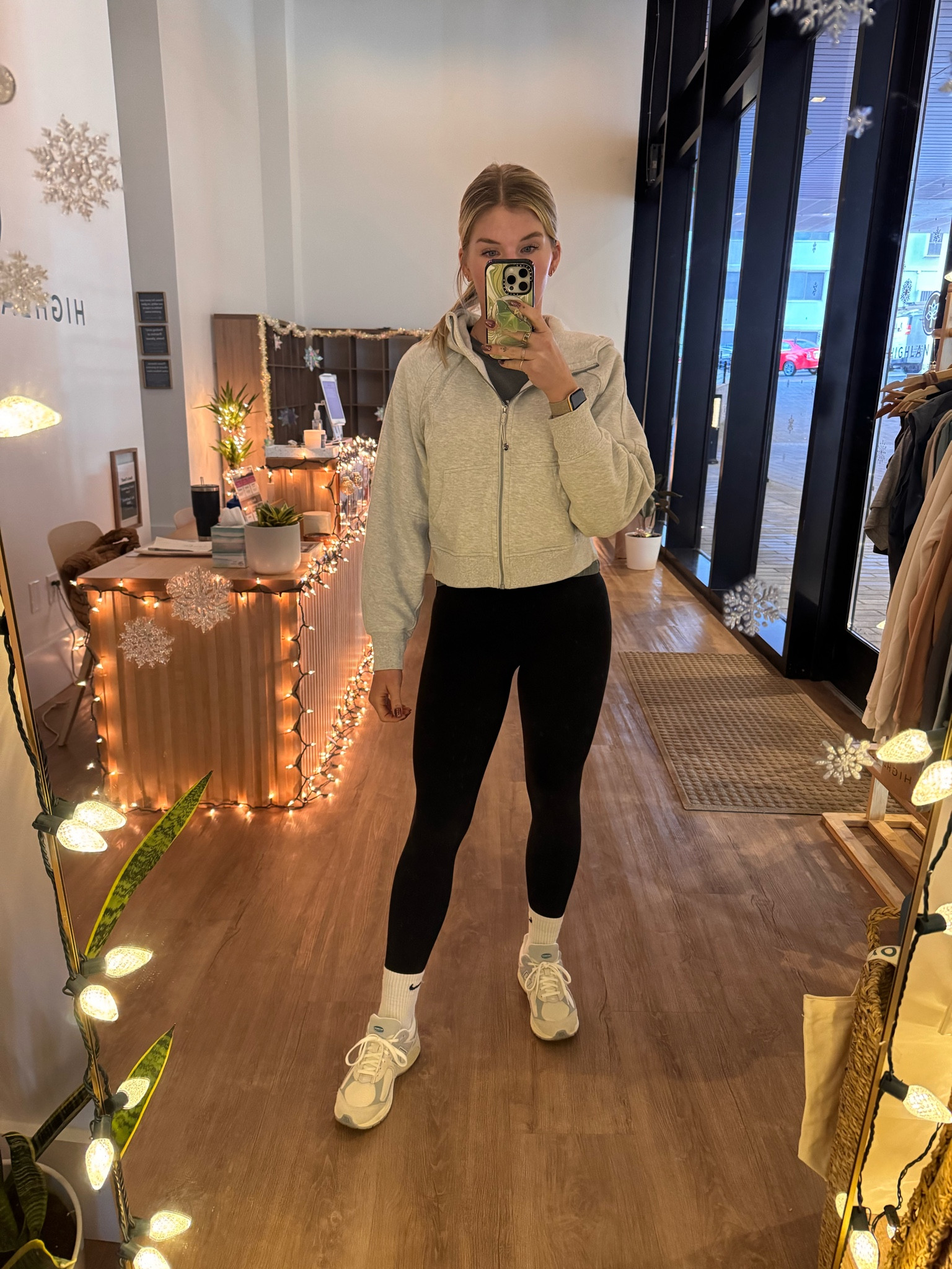 It’s giving 80s fitness instructor and I’m here for itt

#LTKFindsUnder100 #LTKActive #LTKFitness