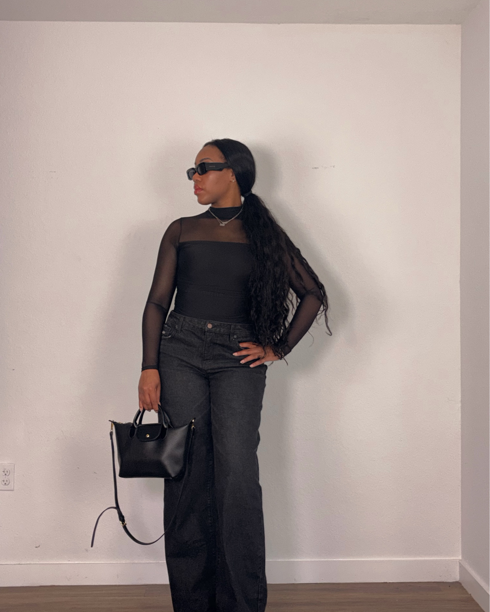 This outfit is giving effortless chic 🖤
Black jeans, mesh top and my everyday bag.
Everything is linked here

#LTKspring #LTKspringtrends #LTKootd