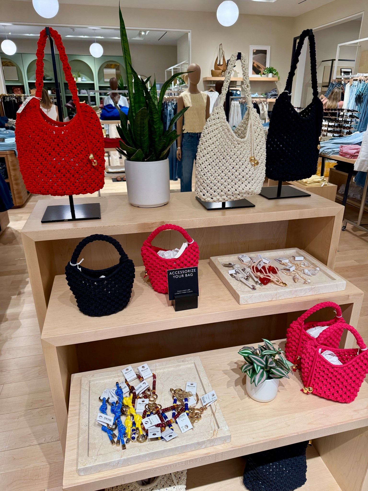 Love at first sight Madewell Camren Rope Bag! They’re gorgeous and the quality is AMAZING!!

Madewell, rope bag, summer bag, summer handbag, boho, summer accessories, Madewell bags, beach, vacation, mini bag

#LTKItBag #LTKFindsUnder100