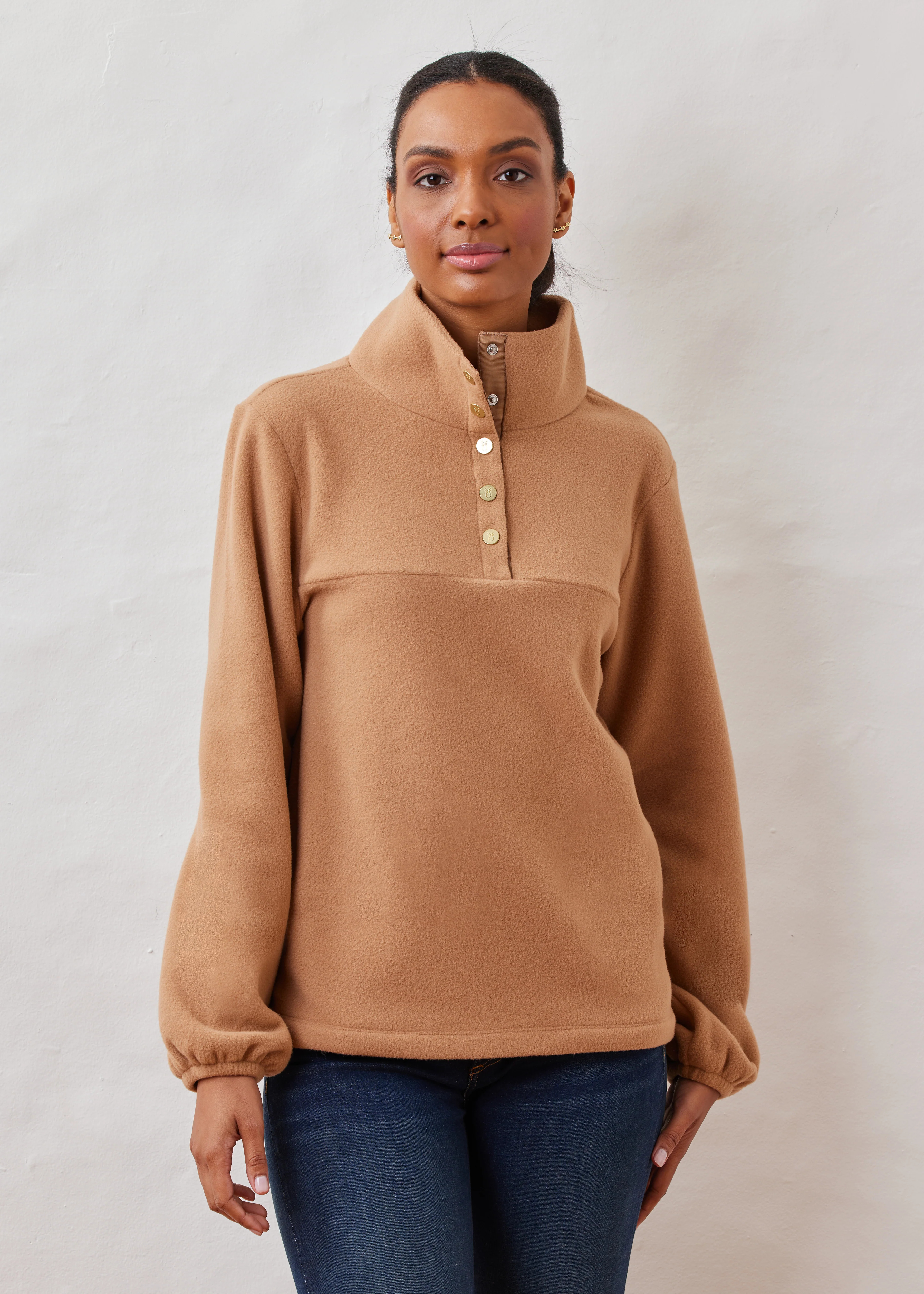 Dreamweaver Pullover in Vello Fleece (Camel) | Dudley Stephens