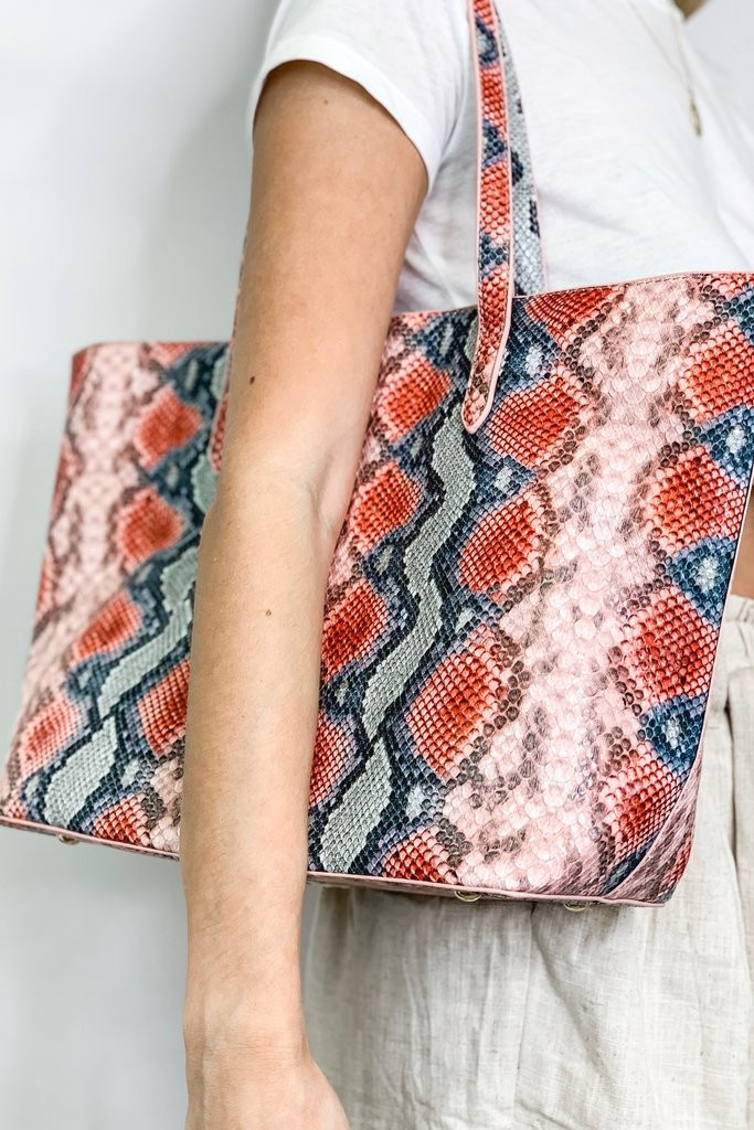 Medusa Tote - Coral | ivy & leo