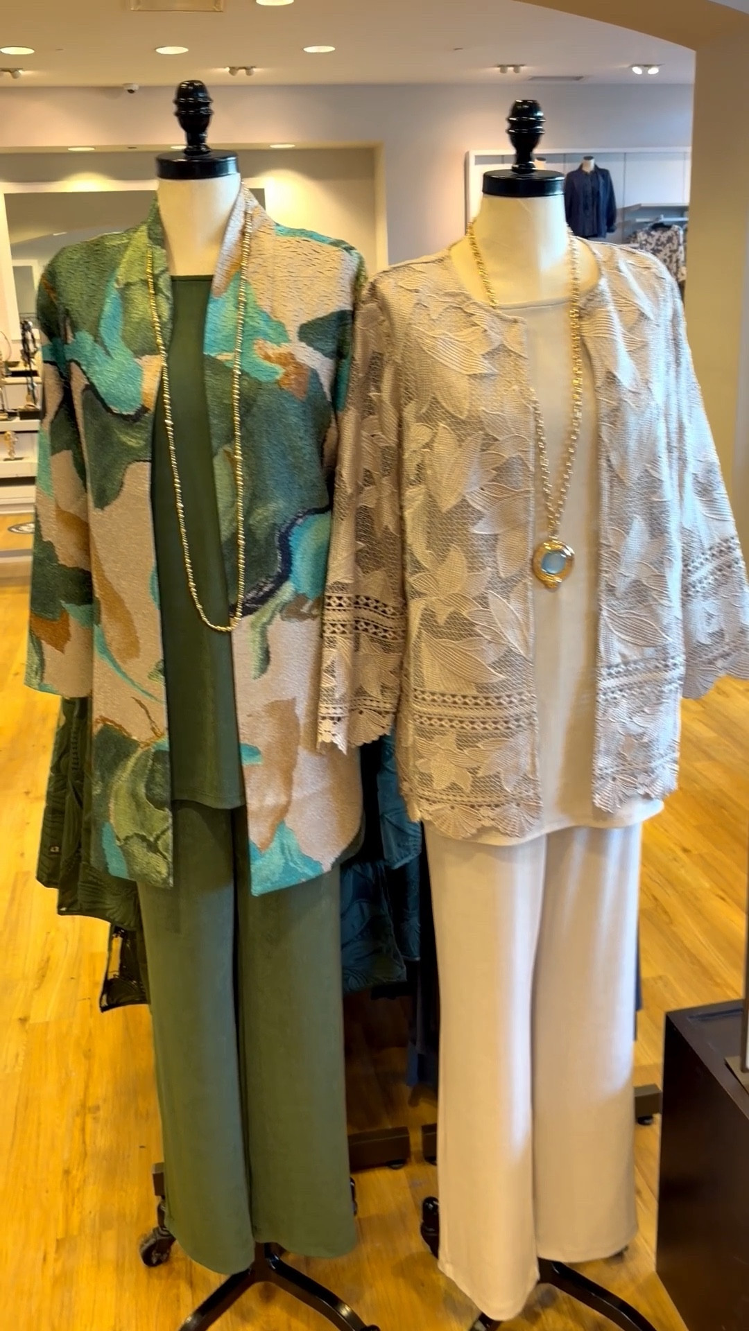 Travelers floral crinkle jacket and scallop la s jacket. 

#LTKOver40 #LTKSaleAlert #LTKWorkwear