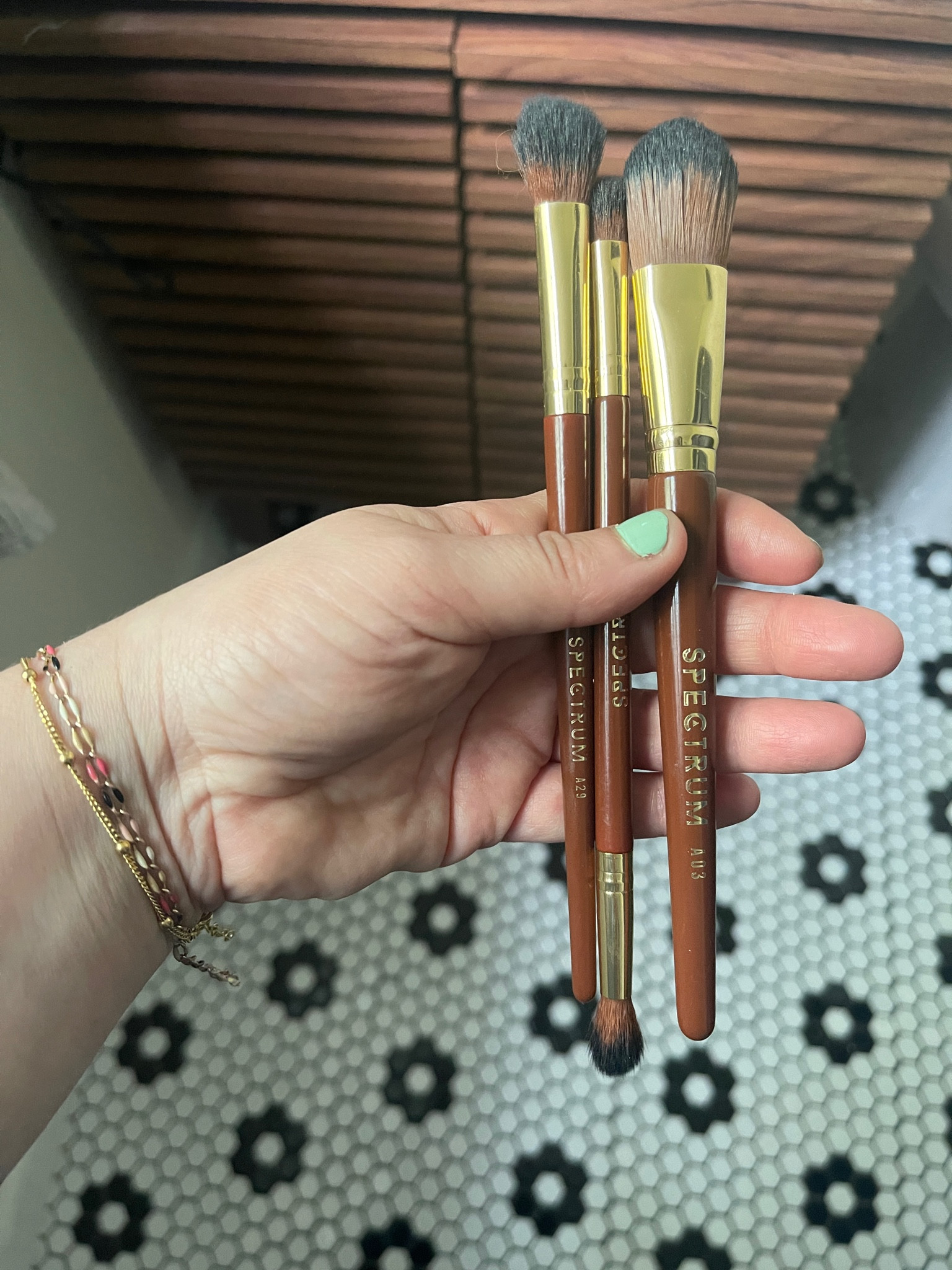 These makeup brushes are great!



#LTKStyleTip #LTKFindsUnder50 #LTKBeauty