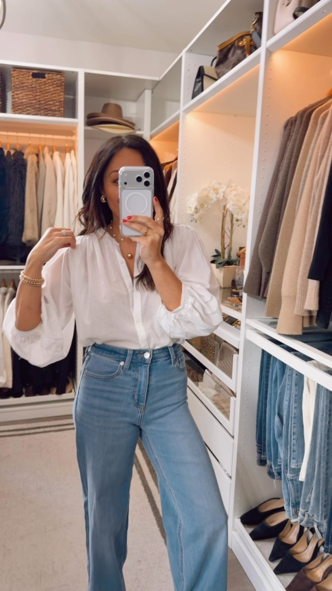 Jeans $28🤯🔥 fit amazing 


#LTKSeasonal #LTKootd #LTKOver40