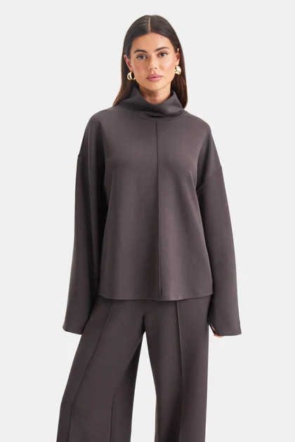 SOFTSMART FUNNEL NECK SWEATSHIRT - COCOA | TALA (UK)