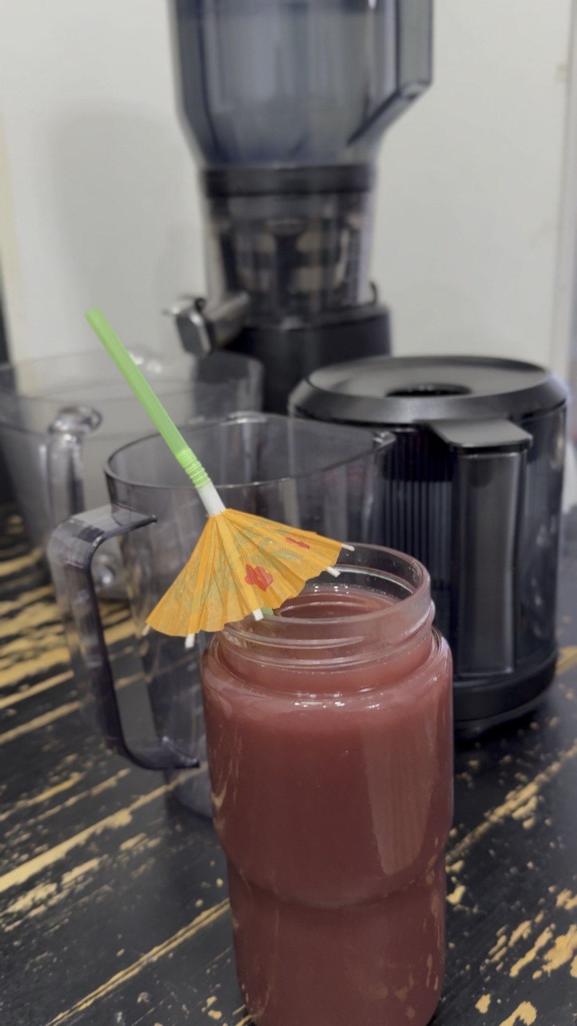 My favorite juicer is the reason I stay consistent 💚

I can juice for days in one session.
I can juice whole fruits.
Cleanup is simple.
And the juice quality is top tier.

When your tools make things easier, you’re more likely to stick to your goals.

If you’re serious about glowing skin, better digestion, and more energy, invest in the right juicer. Trust me on this one.

#BestJuicer #ColdPressedLife #HealthyLifestyle #JuiceCleanse #MomWellness #GlowUpSeason #HealthInvestment #ShoppingWithPriiincesss #Atlantamom #Atlantabloggers #Atlantablogger #AtlantaCreator #Atlantacontentcreators #Atlantacontentcreator

#LTKHome #LTKActive #LTKfoodie