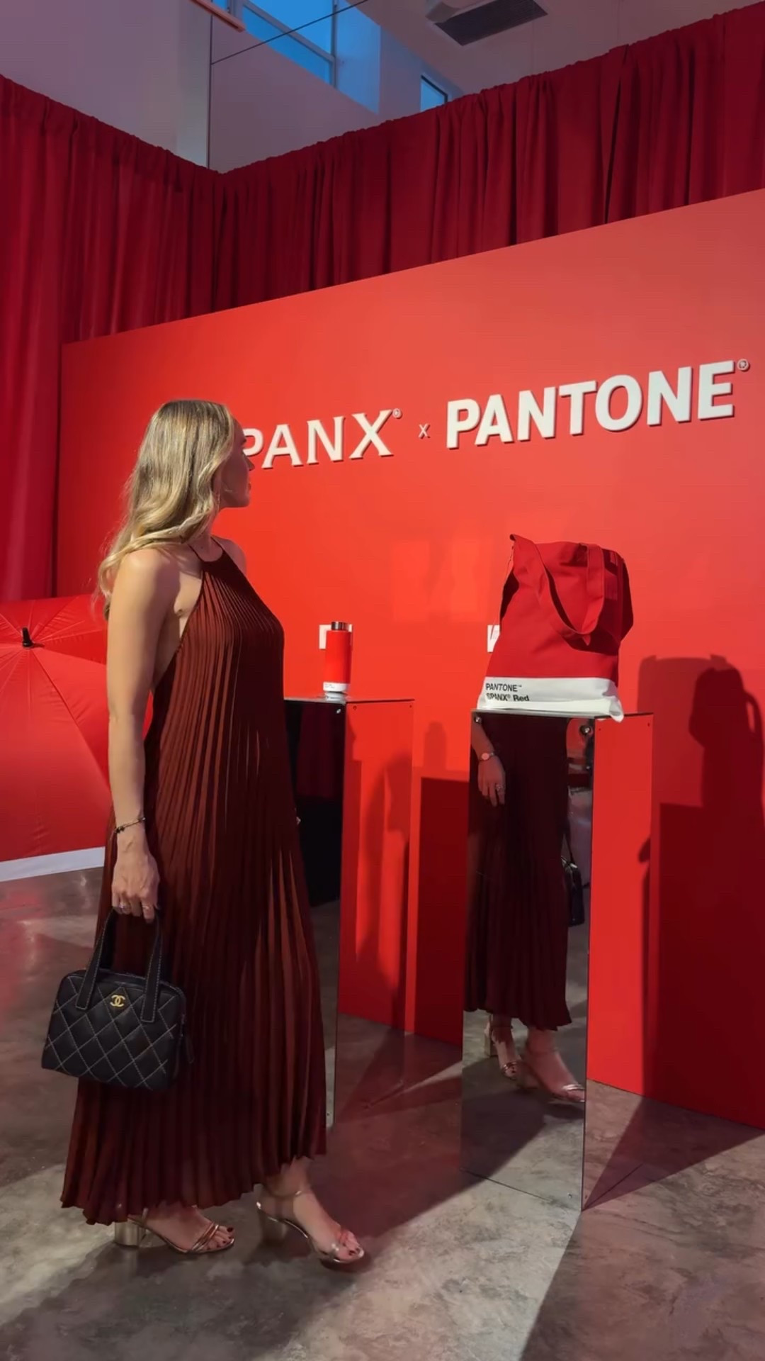 My Outfit to Visit the Spanx Red Gallery Pop Up During Art Basel 🍓♥️🍒 