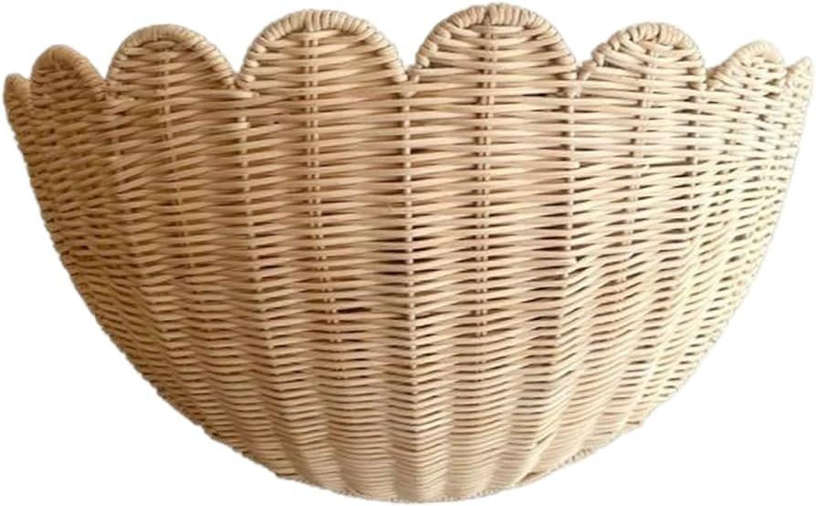 Wicker Hanging Basket, Rustic Scalloped Wall Hanging Woven Basket for Fruit/Vegetable/Plant/Toile... | Amazon (UK)
