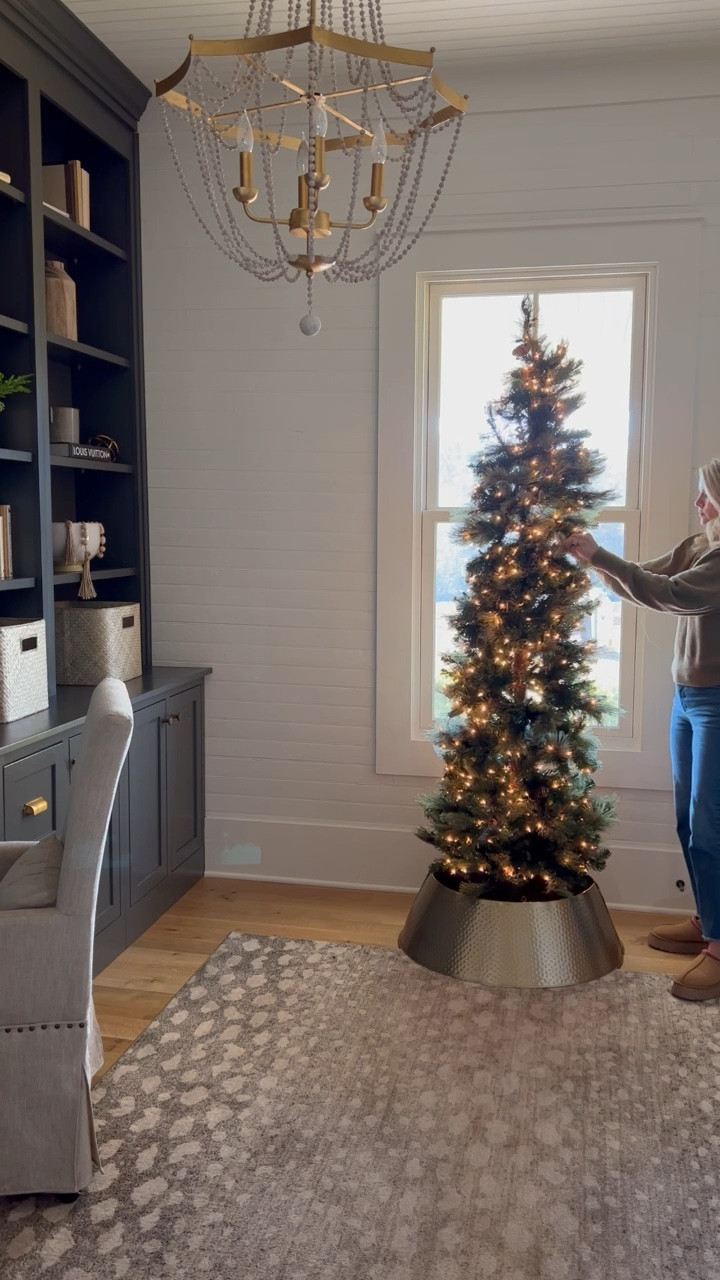 7.5’ slim Carolina pine tree! 
#ltkhome #amazonholiday 
#christmastree

#LTKVideo #LTKSeasonal #LTKHoliday