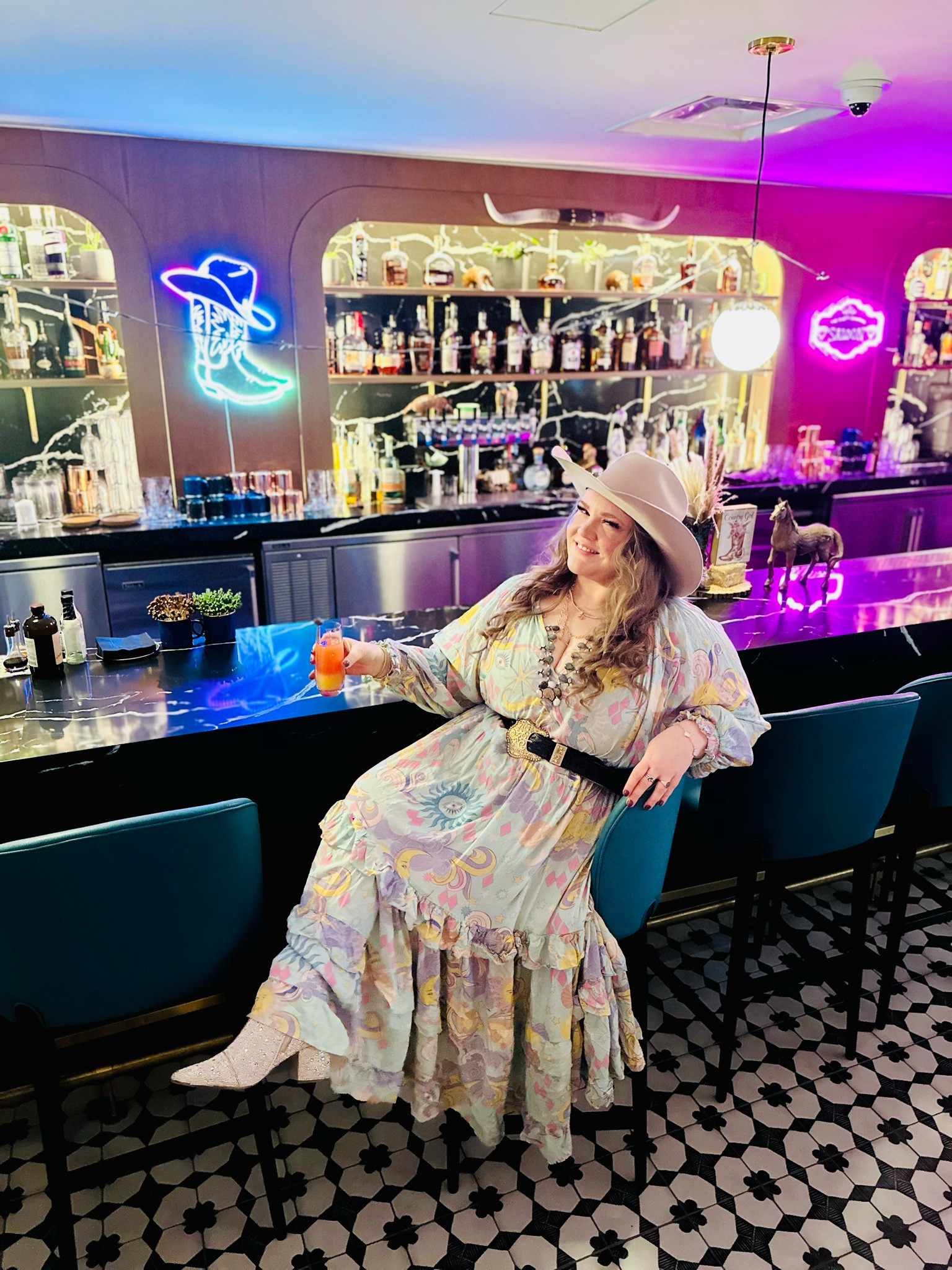 It’s Rodeo Season Yall! If you’re like me and love color this is a great way to incorporate some pop into a western wear moment! dress by Vagary #rodeo #rodeooutfit #NFRoutfit #nfrfashion #skijor #westernstyle

#LTKPlusSize