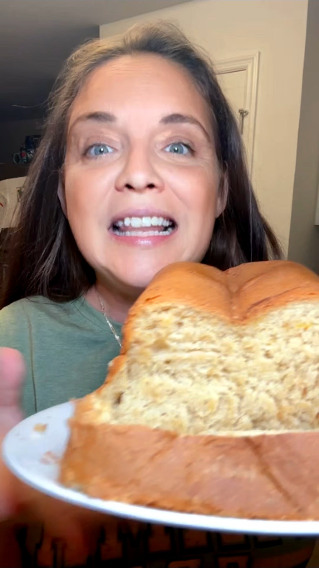 🍞✨ This bread machine is pure magic — toss in the ingredients and let it do the work! Tonight we made Princess Peach’s Sweet Peach Bread 🍑👑 and it came out fluffy, fruity, and perfect.

#BreadMachine #EasyBaking #KitchenGadgets #FamilyRecipes #CoffeeWithCrystal
