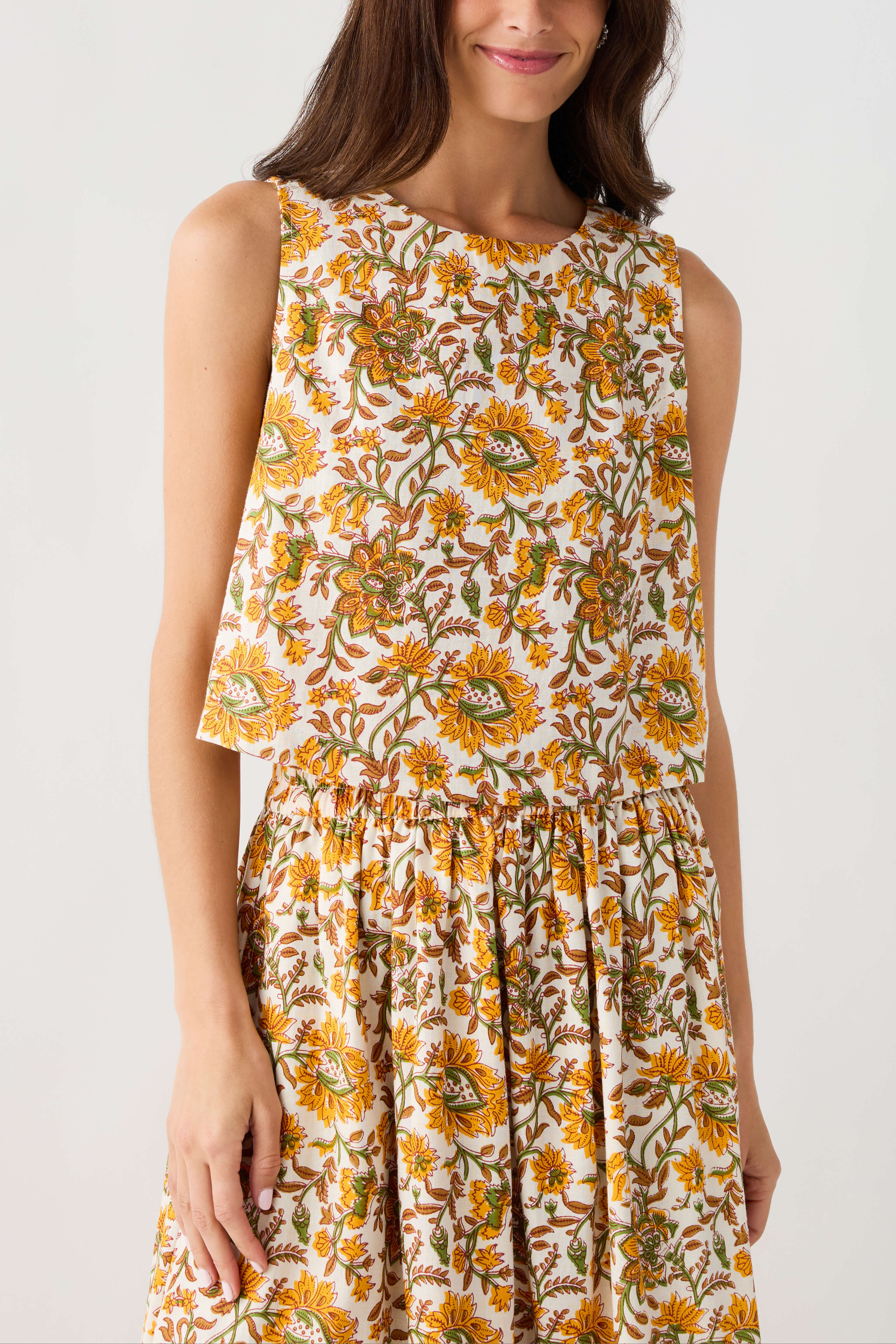 En Creme Floral Print Top | Social Threads