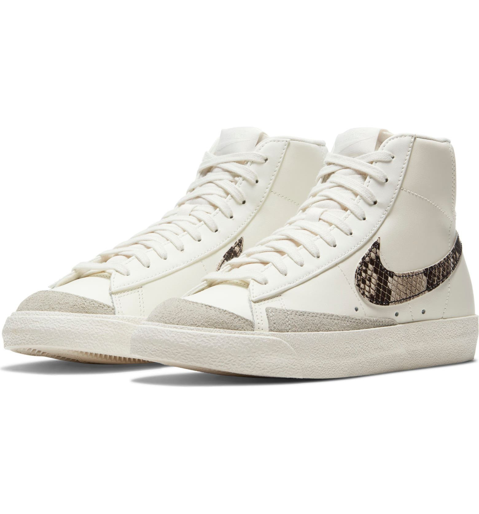 Blazer Mid '77 SE High Top Sneaker | Nordstrom