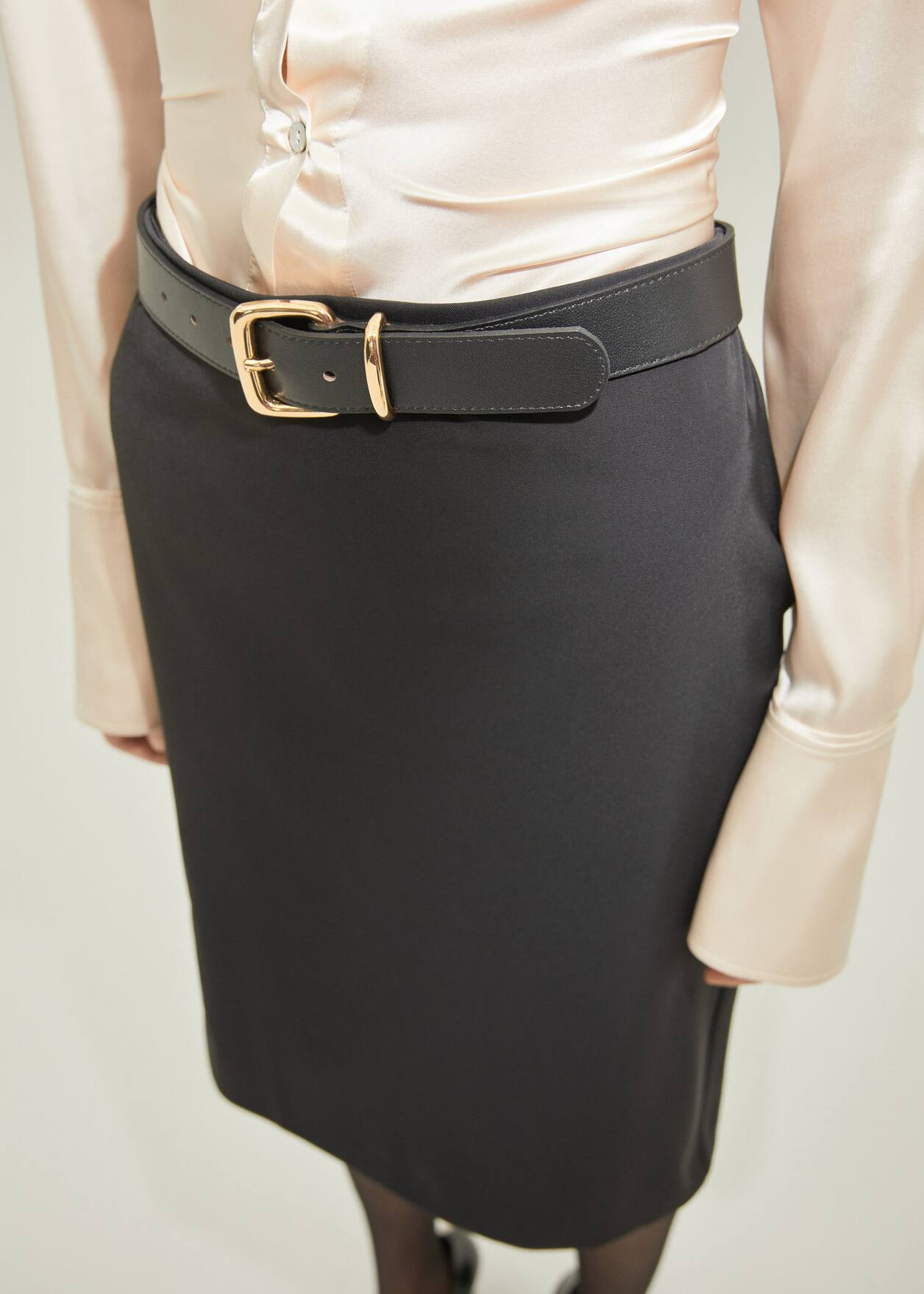 Contrasting buckle leather belt -  Women | Mango USA | MANGO (US)