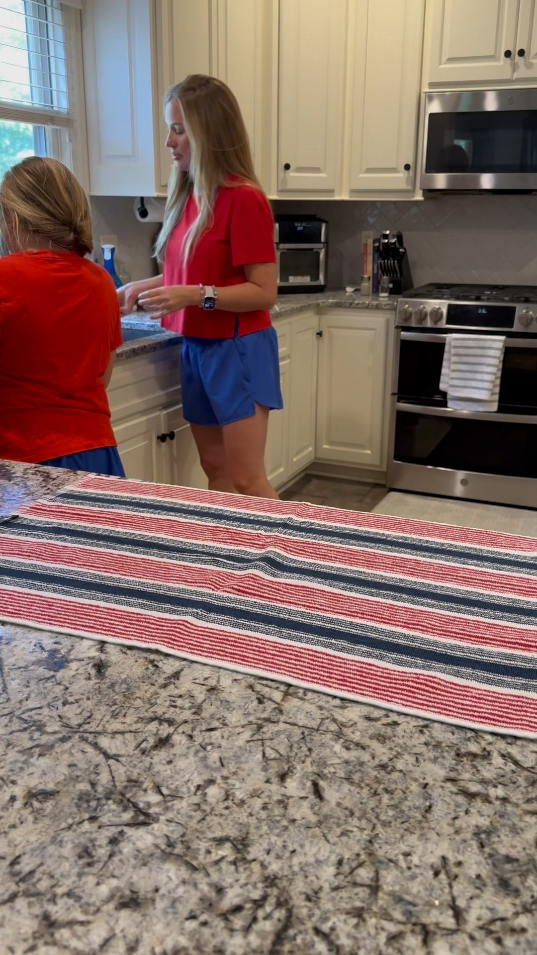 Easy Red White and Blue dessert idea! Patriotic dessert, no-bake, 4th of July treat, July Fourth, July 4th party, hosting, summer party treat #4thofJuly #July4th #party #dessert #summer



#LTKSeasonal #LTKParties #LTKHome