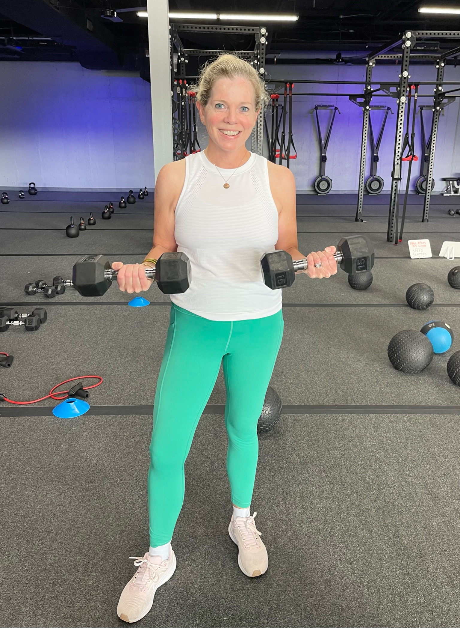 ✨My Favorite Gym Fit✨
This tank looks flattering on everyone!
I get so many compliments on my green leggings. They have pockets too. Don't sleep on the Nike sneakers too for comfort & support-- and no injuries. 
Now let's get working out! 💪🏻💪🏻💪🏻

#LTKGiftGuide #LTKfitness