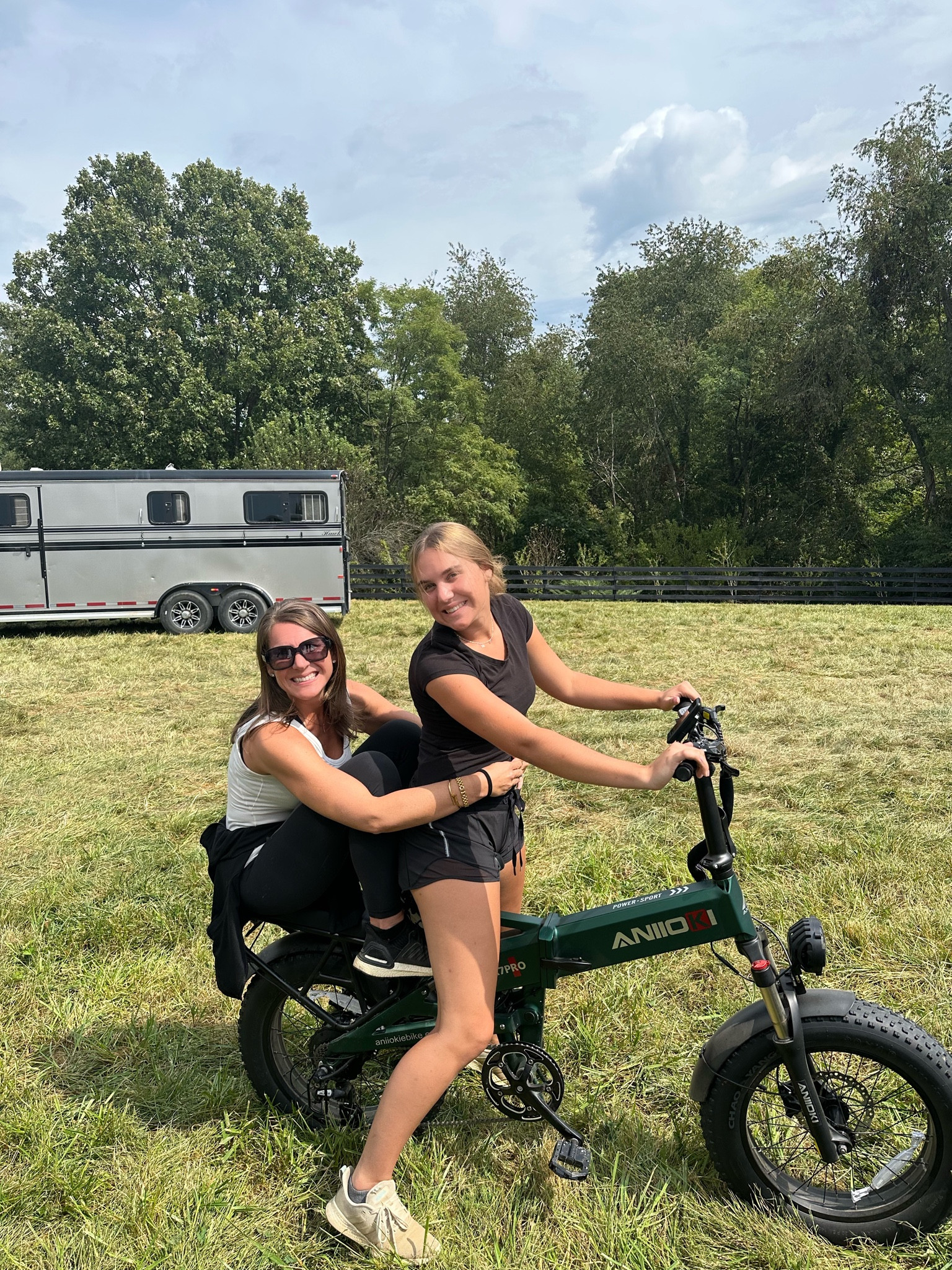Horse showin with my mini me🐎🏆
One of our favorite ways to get around. We love our e-bikes 🏍️ 

#horseshow #ebike #athleticwear #lululemon #comfyclothes

#LTKfitness #LTKfamily #LTKSeasonal