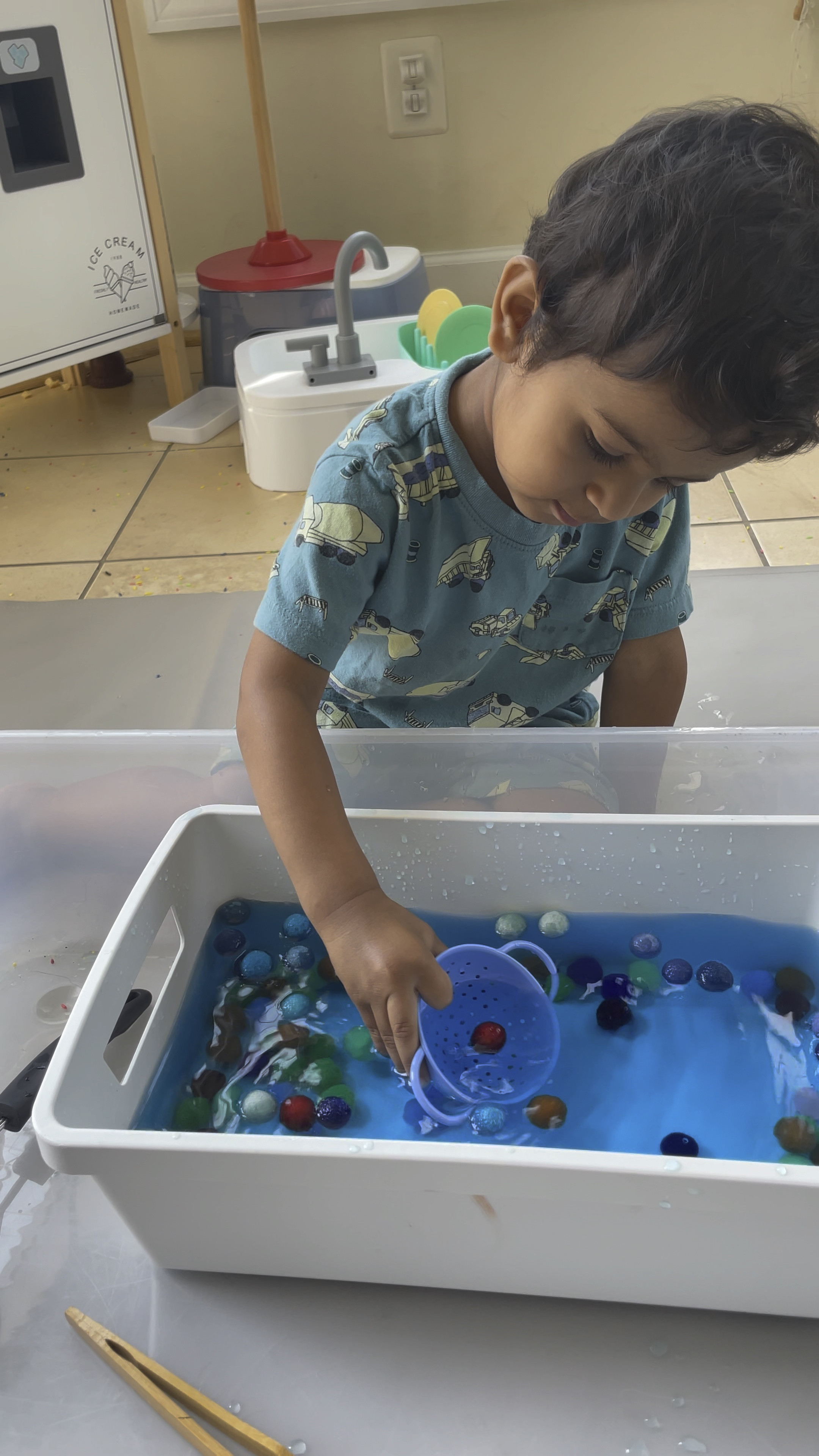 Sensory activity with Pom Poms for a 2 year old

#LTKkids #LTKBacktoSchool #LTKbaby