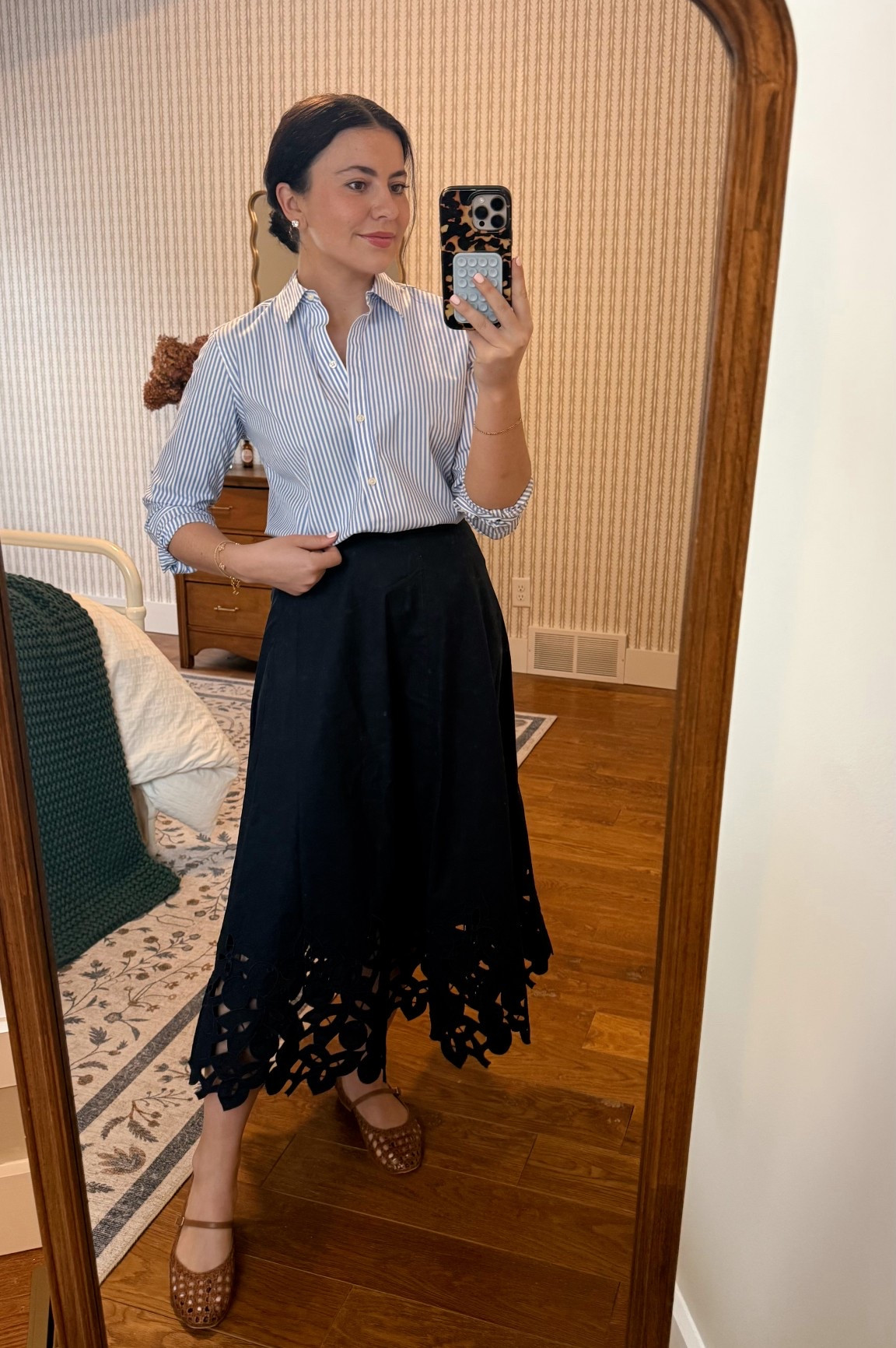 Teacher ootd, happy Tuesday! 🤍