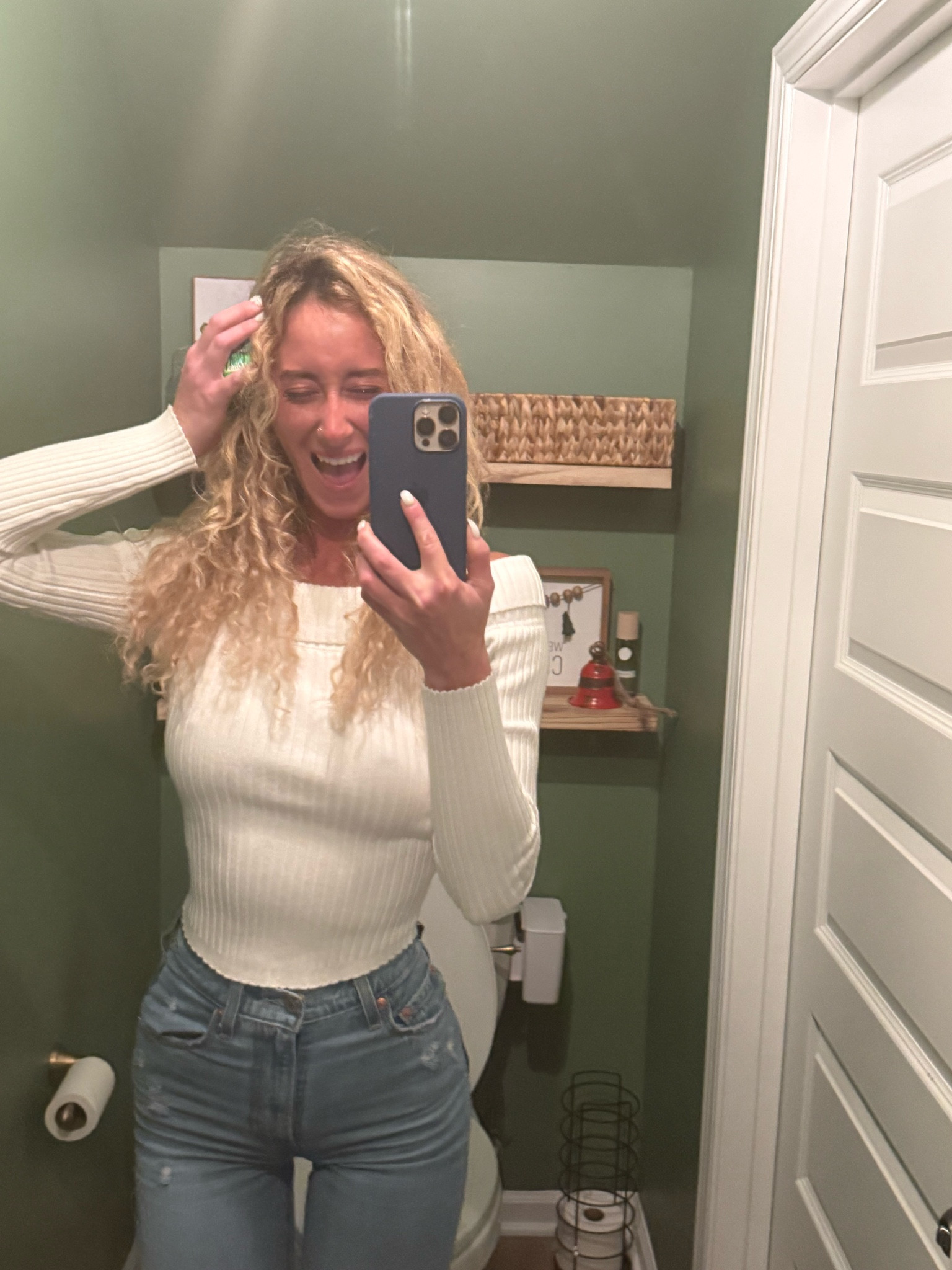 Lots of cardigans and sweaters over here 

#LTKCyberWeek #LTKSaleAlert #LTKSeasonal