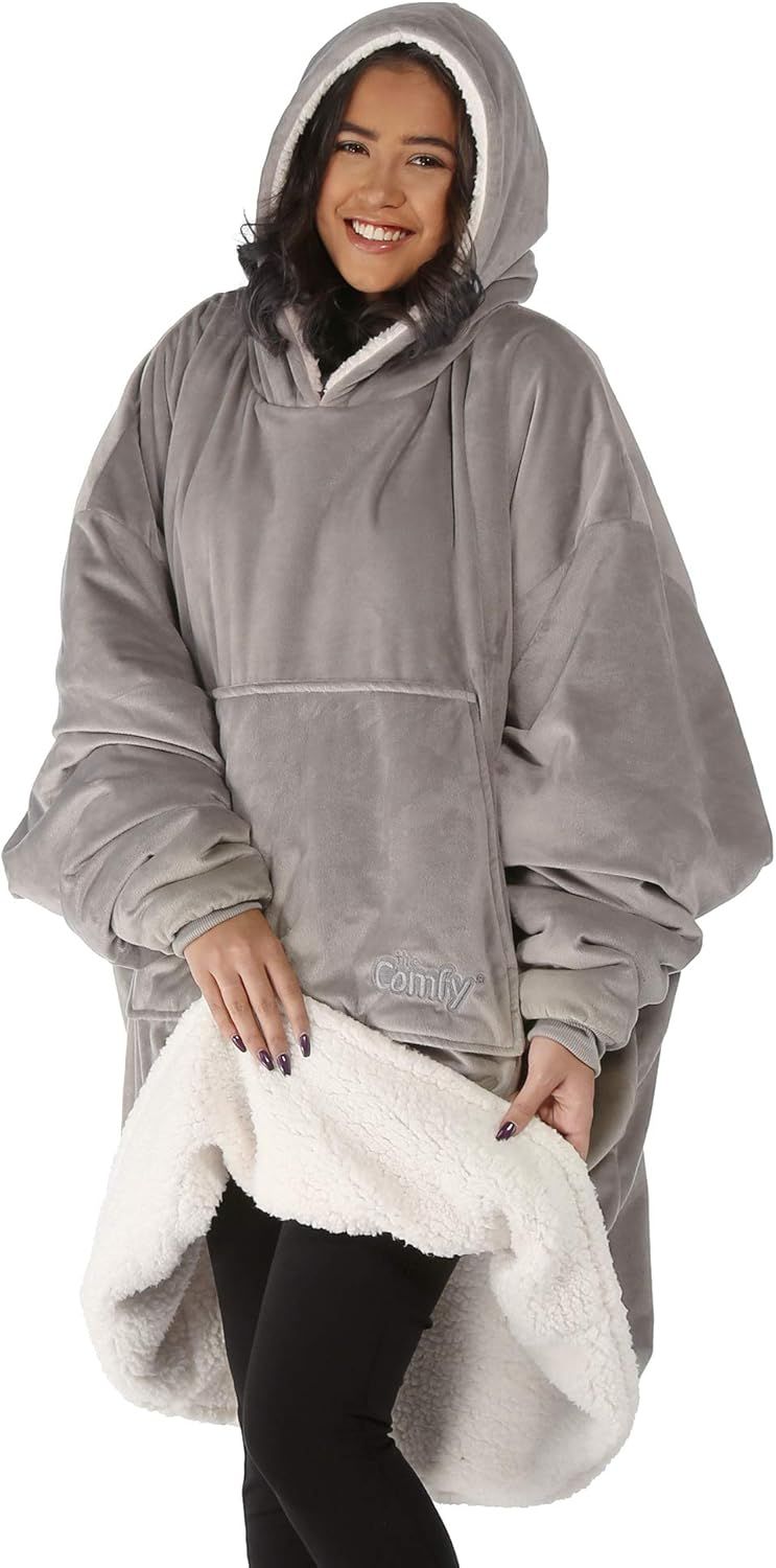 THE COMFY Original | Oversized Microfiber & Sherpa Wearable Blanket, Seen On Shark Tank, One Size... | Amazon (US)