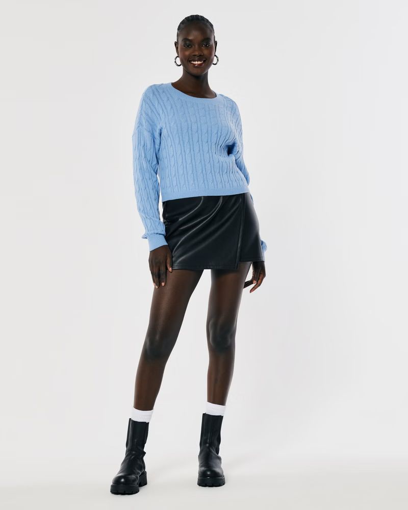 Easy Cable-Knit Crew Sweater | Hollister (US)