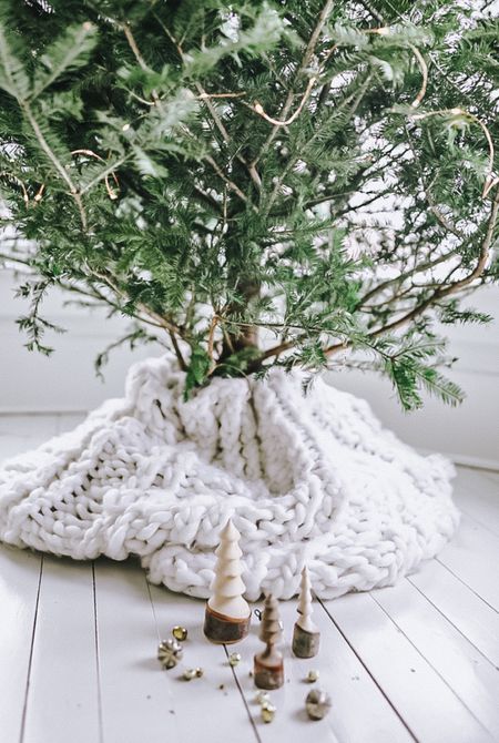 Simple Scandinavian decor inspired. ✨🌲 

#LTKHoliday #LTKhome #LTKSeasonal