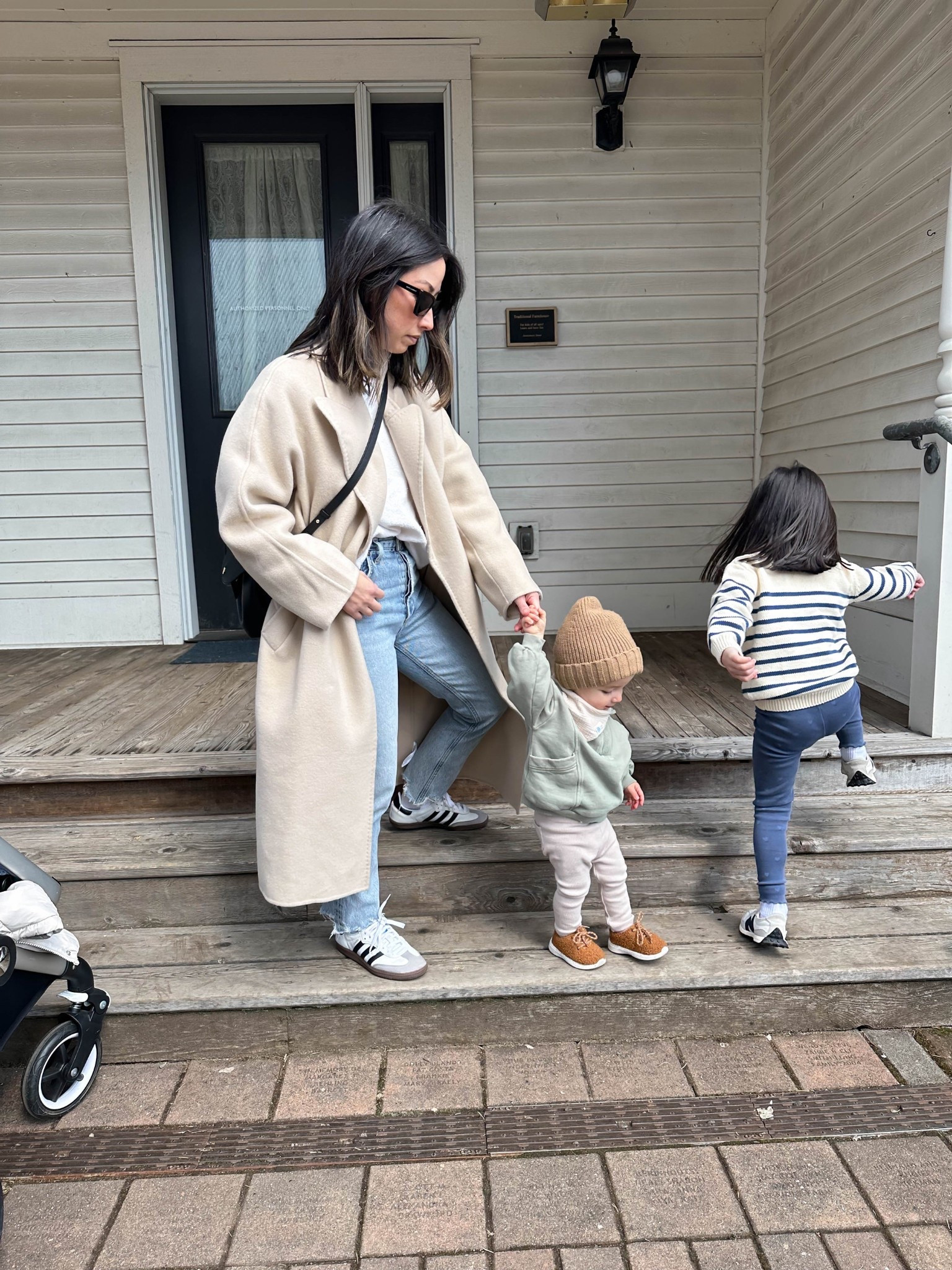 Old winter outfits I’d rewear. 

Coat - Gentle Herd xs
Sweatshirt - Anine Bing xs (old)
Jeans - AGOLDE Riley 24
Sneakers - adidas Samba 4.5 men’s 
Bag - Polene. Can’t be linked 
Sunglasses - YSL 

Petite style, winter outfits, winter style 

#LTKootd #LTKPetite #LTKSeasonal