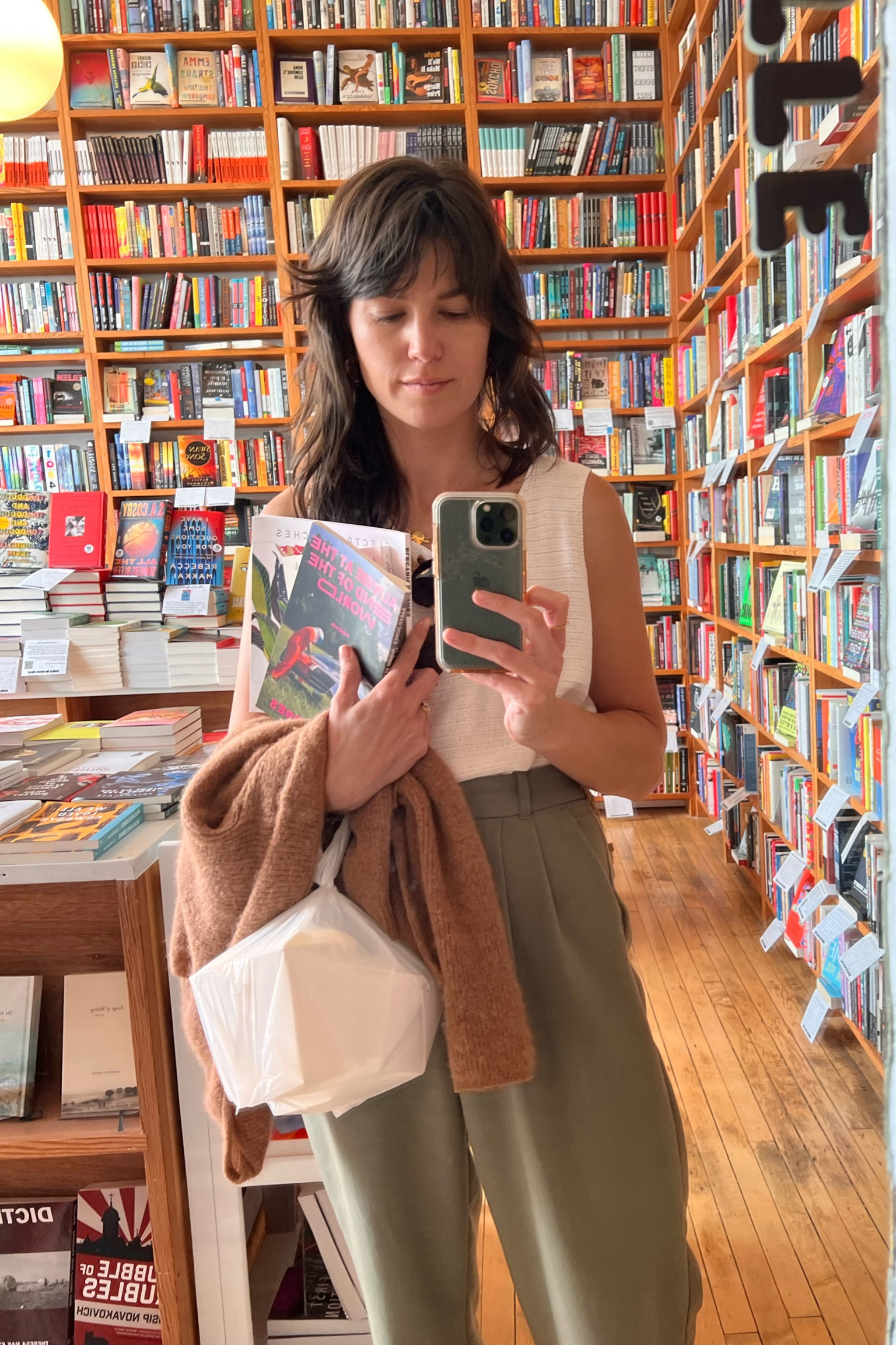 Perfect summer outfit to wear to walk around the city all day! Amazing travel outfit. 

#LTKstyletip #LTKtravel #LTKSeasonal