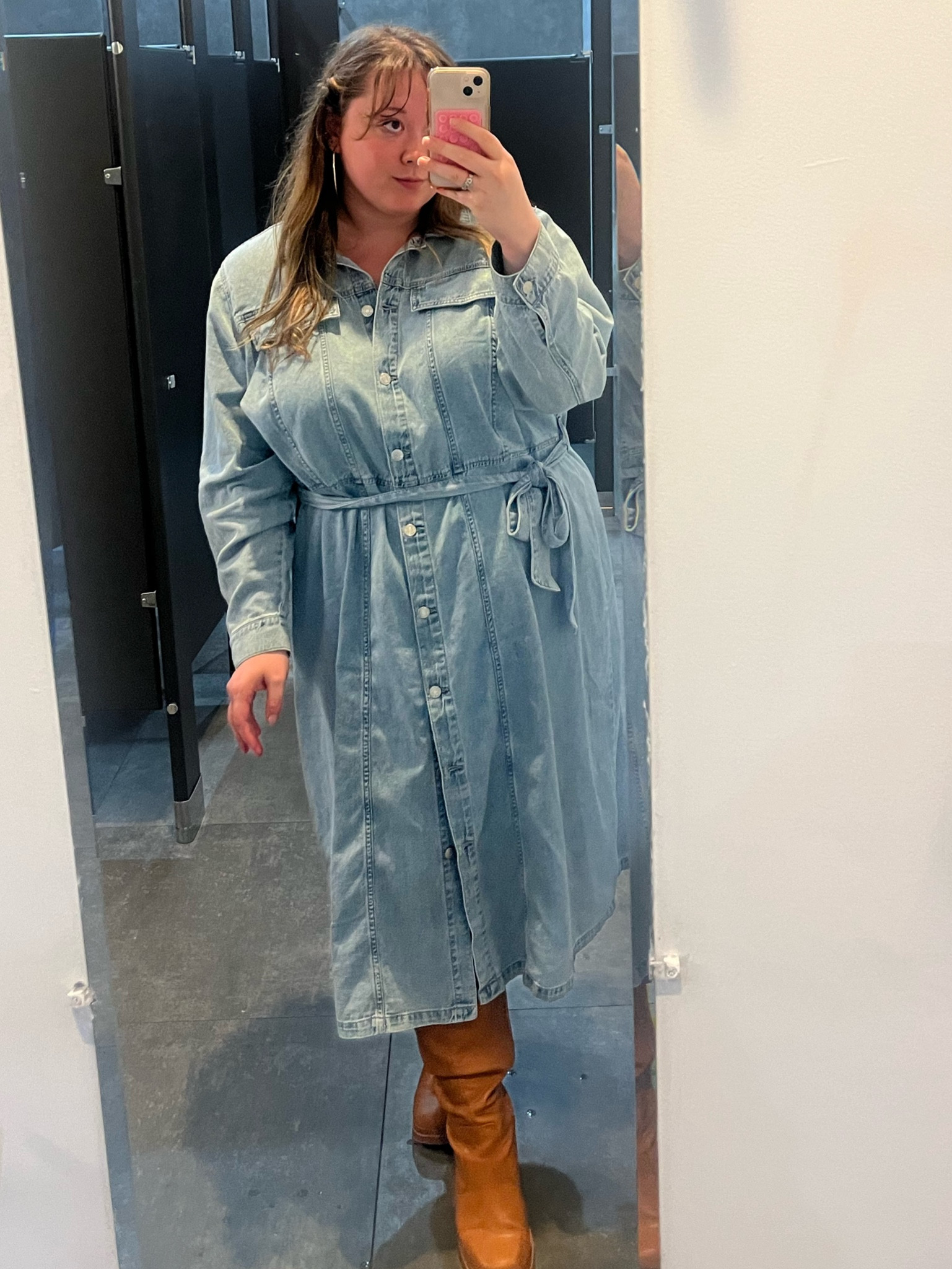Plus size denim shirt dress 

#LTKWorkwear #LTKFindsUnder50 #LTKPlusSize