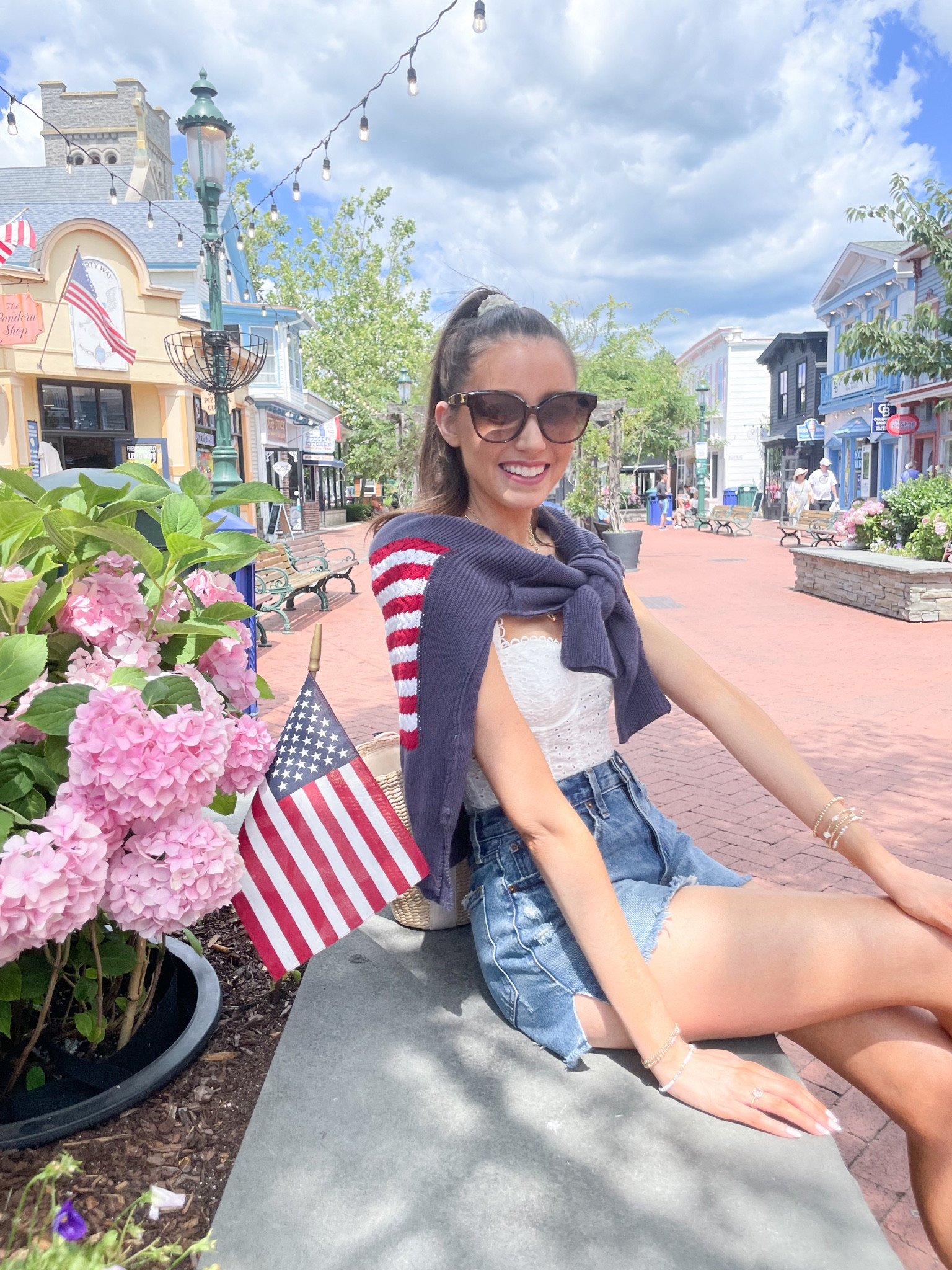 Americana outfit!❤️abercrombie denim shorts

#LTKFindsUnder100 #LTKSummerSales #LTKFindsUnder50