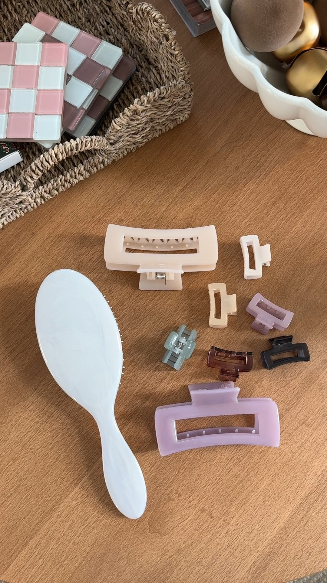 Stocking stuffers, gifts for her, toddler hair 

#LTKFamily #LTKStyleTip #LTKGiftGuide