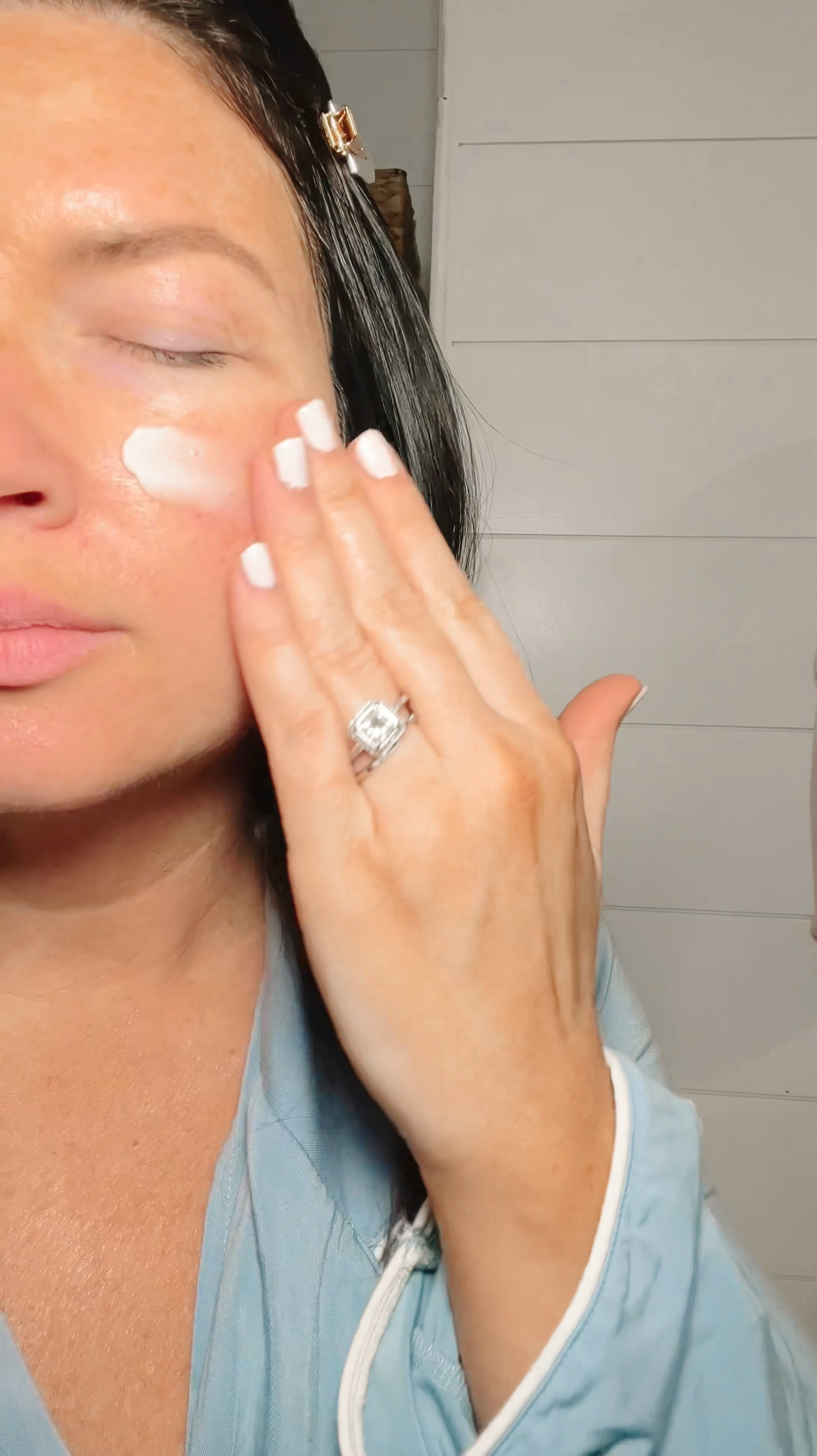 Nighttime skincare routine ✨

Clinique
Kiehl’s
Murad
Estée Lauder 
Day + West
Laneige
Living Proof


#LTKFindsUnder100 #LTKOver40 #LTKBeauty