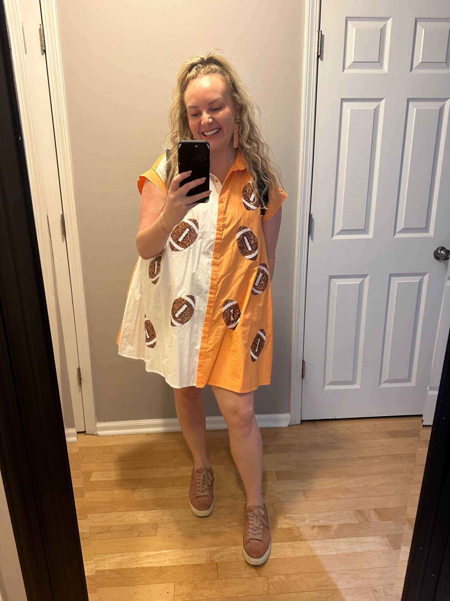 Comfy teaching tennies are a must! And this bag from Popflex is my favorite teacher bag ever!

#LTKItBag #LTKWorkwear #LTKShoeCrush