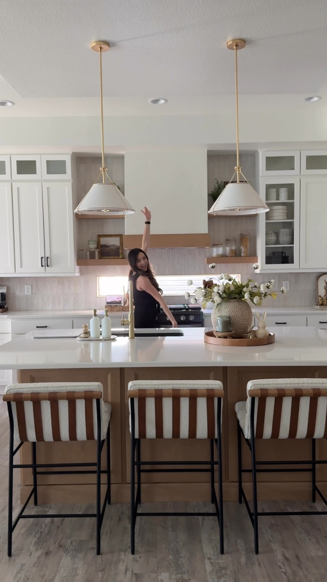 Kitchen reveal 🫣🤩🙌🏼

#LTKHome #LTKvlog