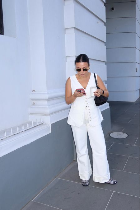 Not ready to say goodbye to the all white outfits yett

#LTKstyletip #LTKaustralia