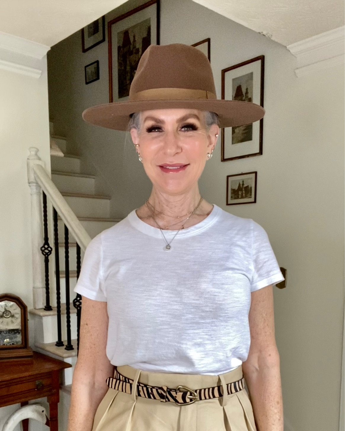 Staple Accessories for Fall: 
Hats & Sunglasses



#LTKstyletip #LTKSeasonal