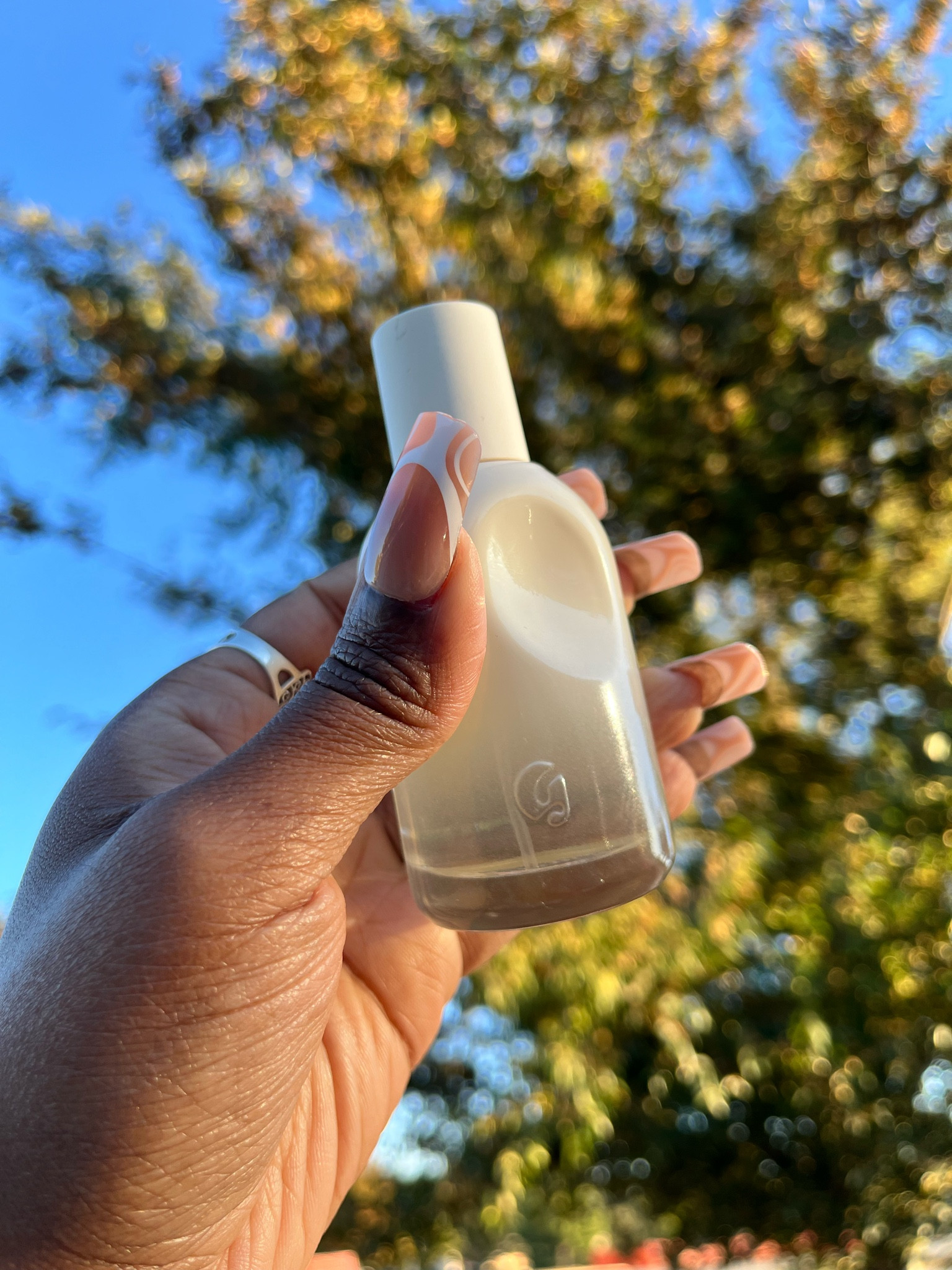 Glossier Glossier You Doux Eau de Parfum is the perfect unisex fragrance! It’s not too harsh or too sweet.

#LTKBeauty #LTKMens #LTKSeasonal