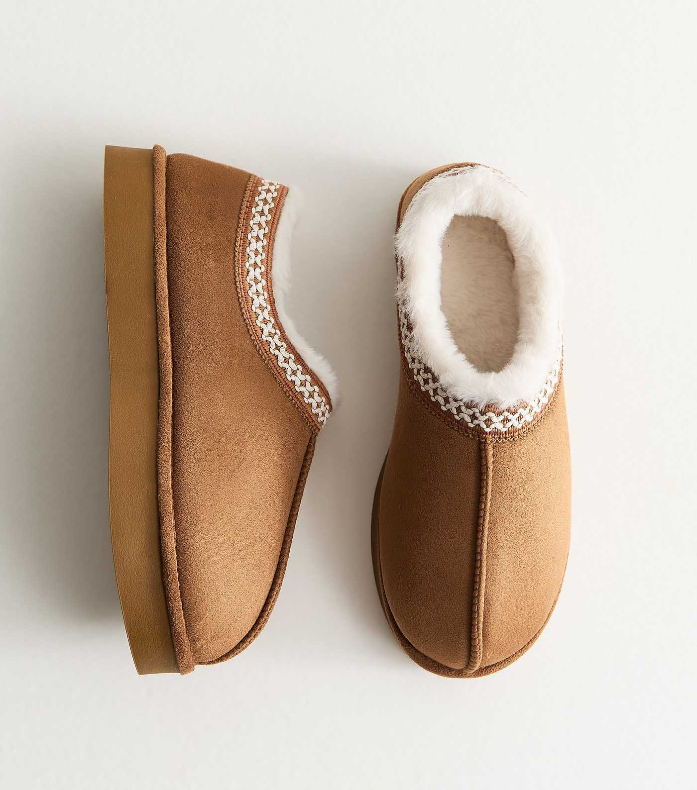 Tan Faux Suede Cross Stitched Faux Fur Lined Slipper Boots | New Look | New Look (UK)