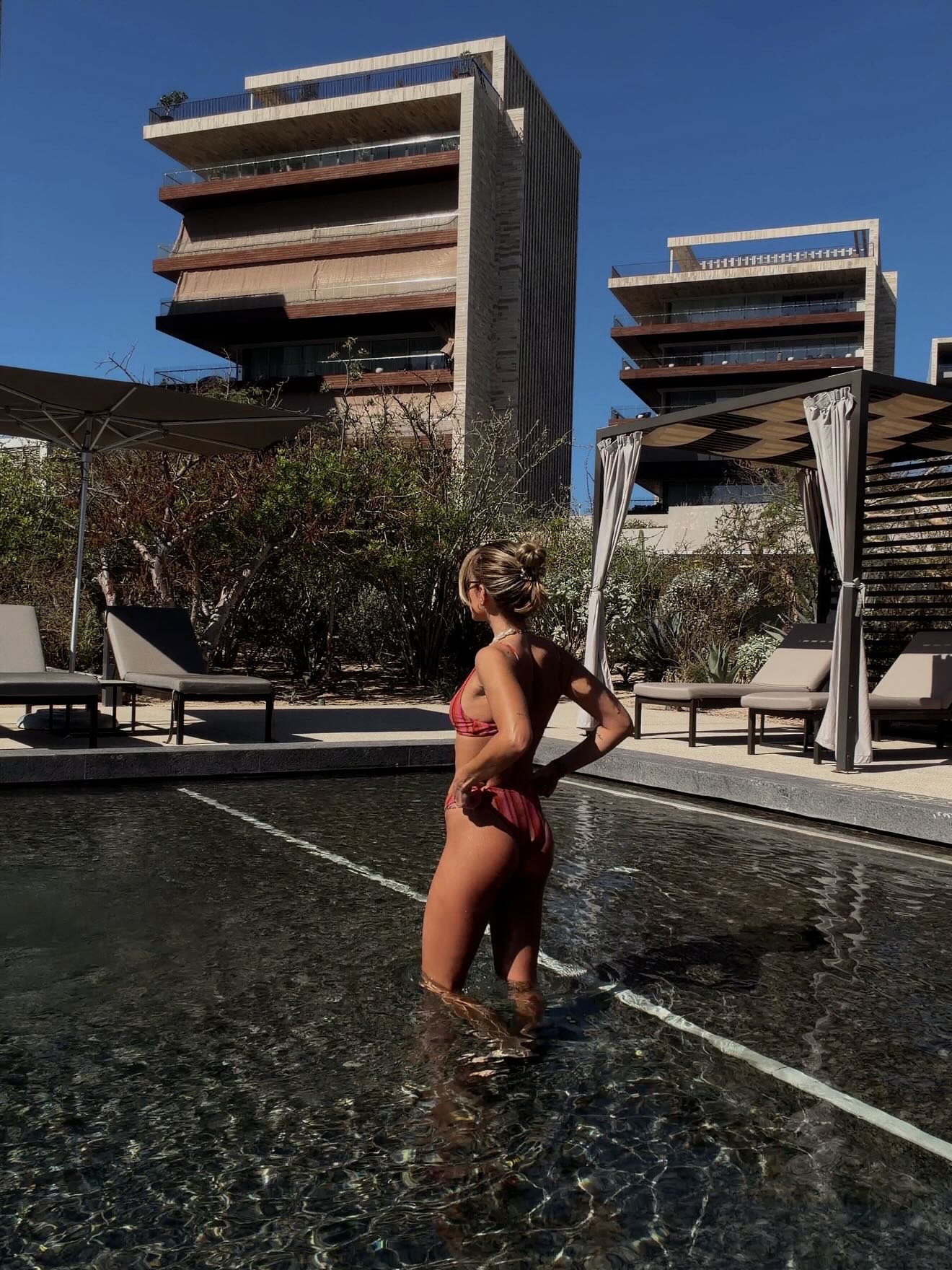 bikini all day & dressing up at night 🇲🇽

•
•
•
#mexico #loscabos #bikiniseason #fallatthebeach #mexicannight #bajacalifornia #cabosanlucasmexico #pinterestaesthetic 

mexico, cabo san lucas, beach vacay, vaccaciones, bikini life, satin dress, polka dot dress, dinner outfit, dinner look, pinterest inspired