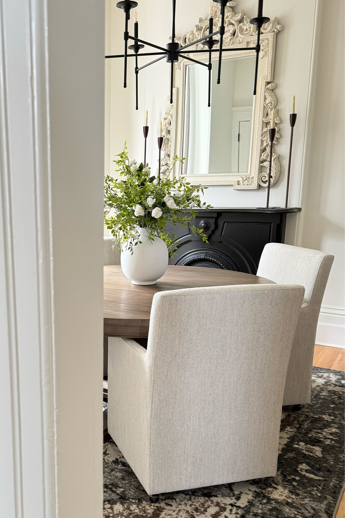 Dining room chairs ❤️

#LTKSeasonal #LTKhome #LTKsalealert