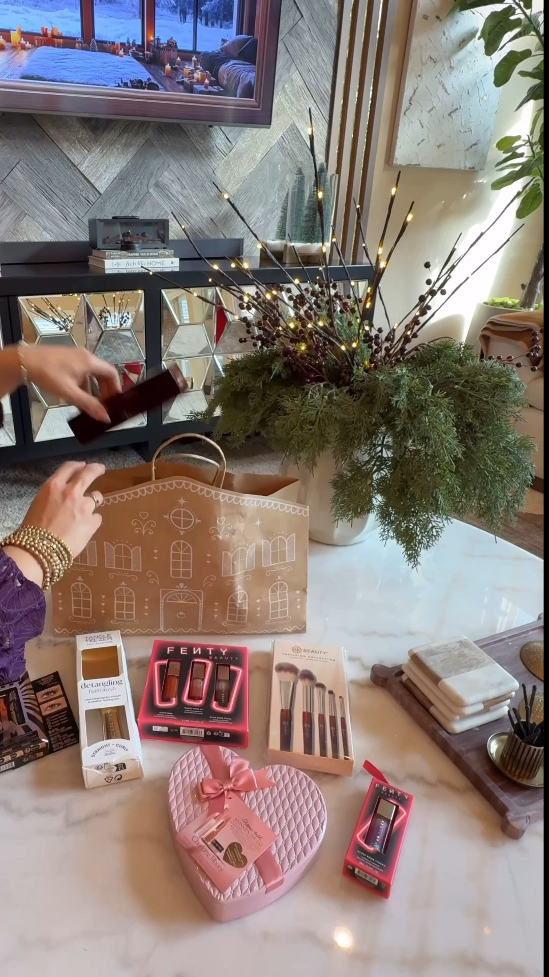 Gift guide for the beauty lover. I love gift sets that allow them to try products out!

#LTKHoliday #LTKGiftGuide #LTKSeasonal