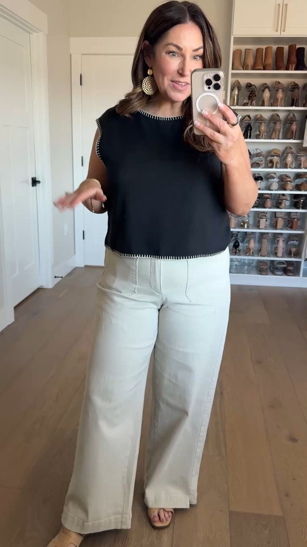 Spring pants from wit & wisdom wearing 14 in both styles // large in tops 



#LTKWatchNow #LTKOver40 #LTKMidsize