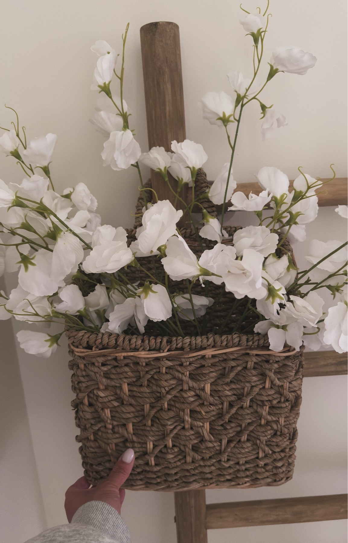 Cutest little door basket 🤎 giving my mom this for Mother’s Day. Such a cute gift idea

#LTKdayinmylife #LTKHome #LTKSaleAlert