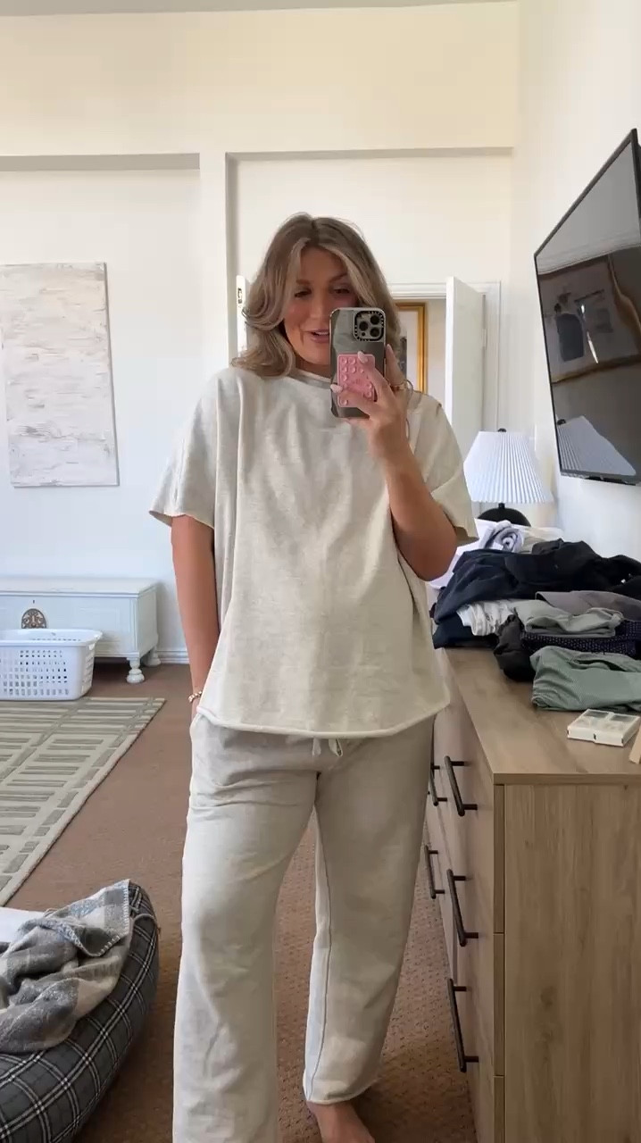 Mock neck lounge set with raw hems! Pants are drawstring and bump friendly.

Wearing size medium! 

#LTKBump