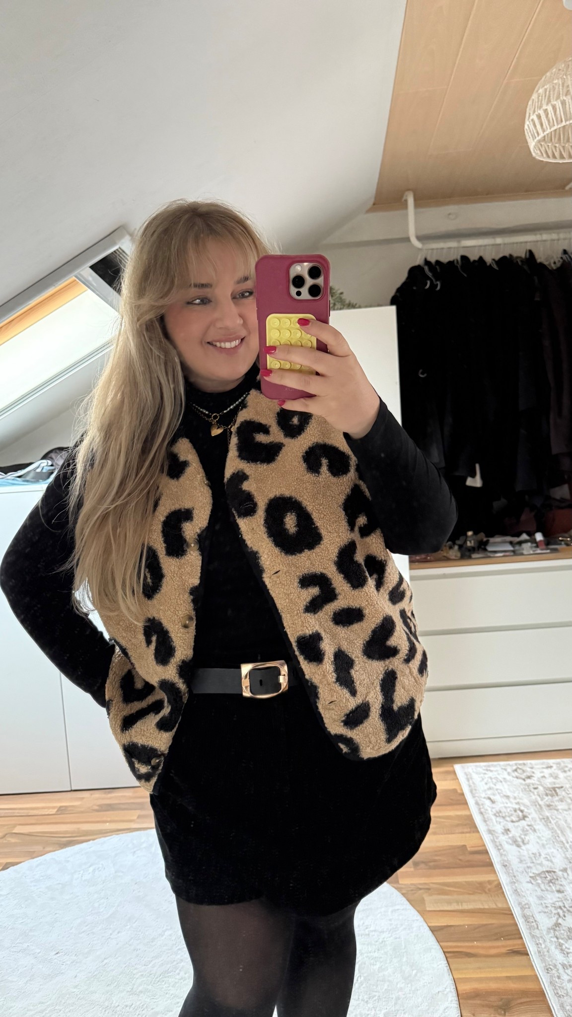 OOTD 🖤🐆

#leo #weste #teddyfell #plussize

#LTKeurope #LTKcurves #LTKautumn