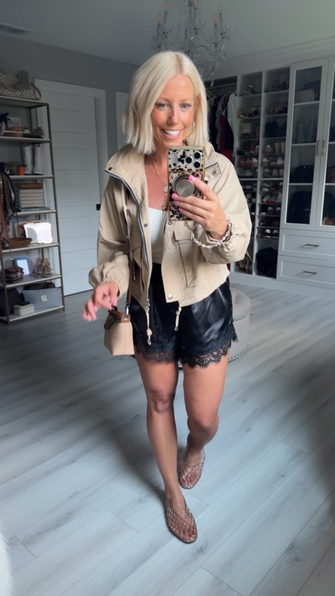 Wearing medium in everything!

#LTKSaleAlert #LTKootd #LTKSeasonal